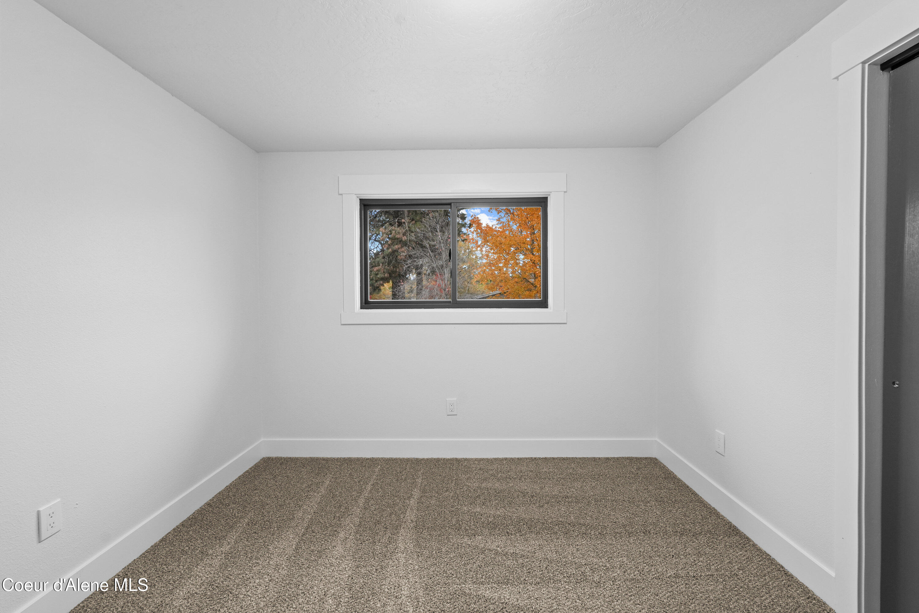 402 E SUNRISE DR, Coeur d'Alene