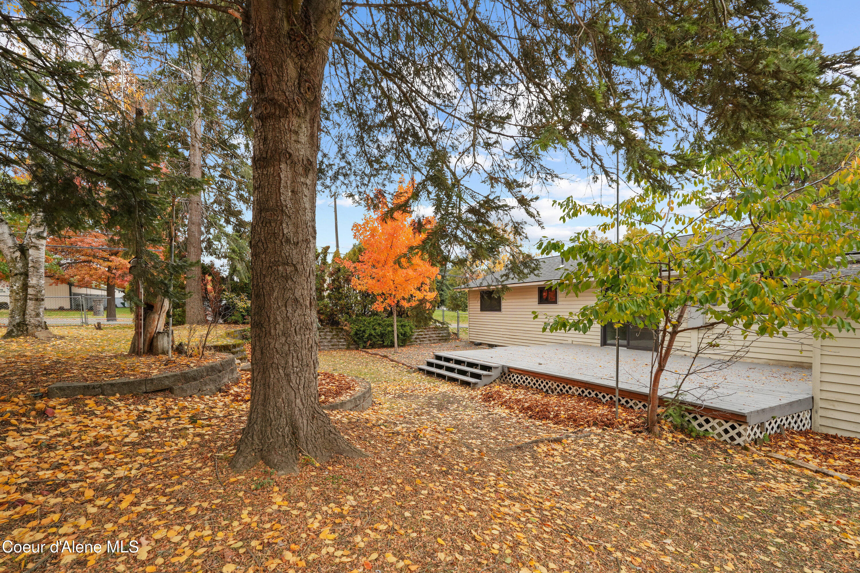 402 E SUNRISE DR, Coeur d'Alene
