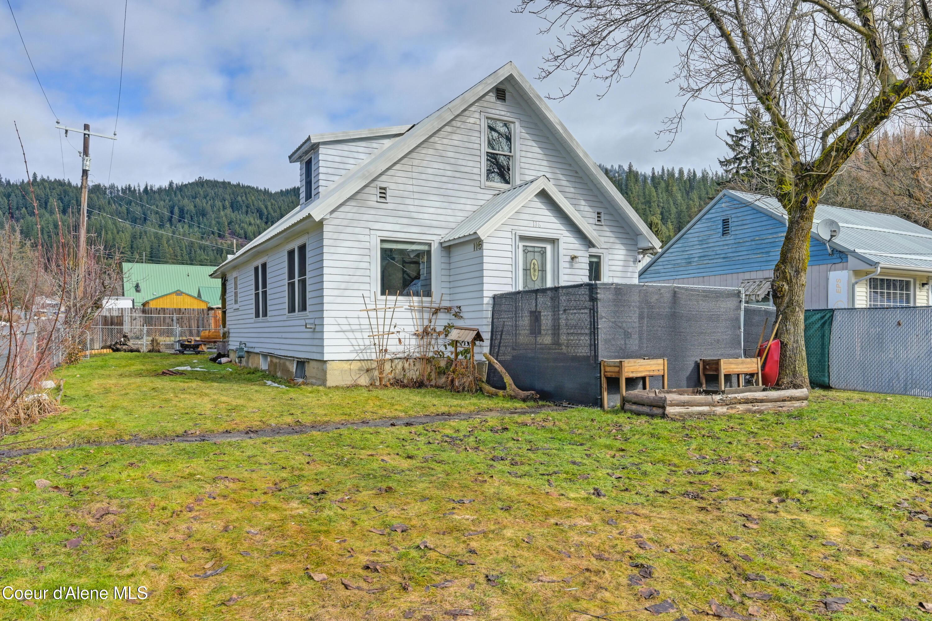 116 W Yellowstone Ave