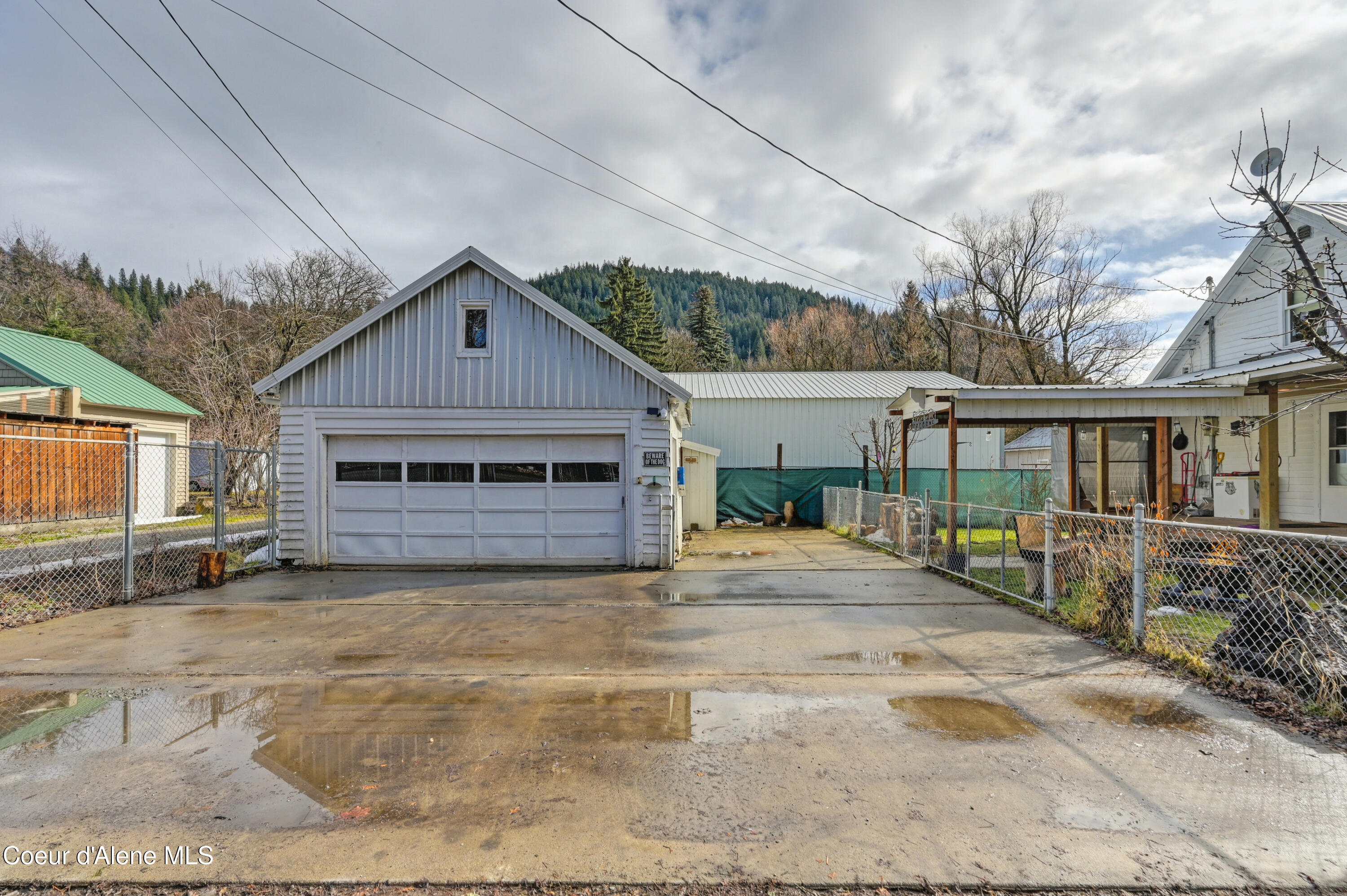 116 W Yellowstone Ave