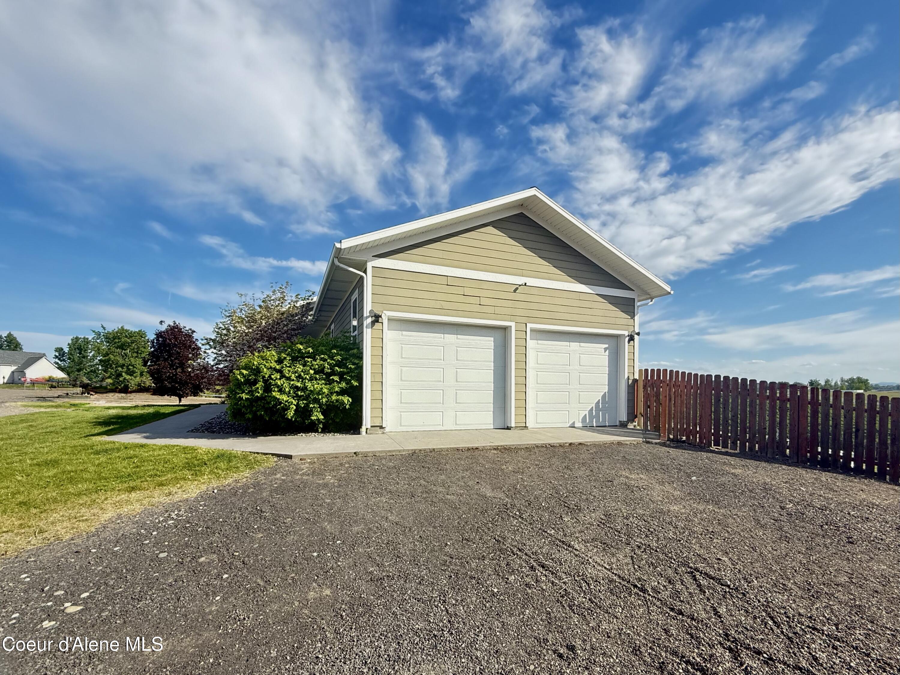 6552 Wapiti Dr