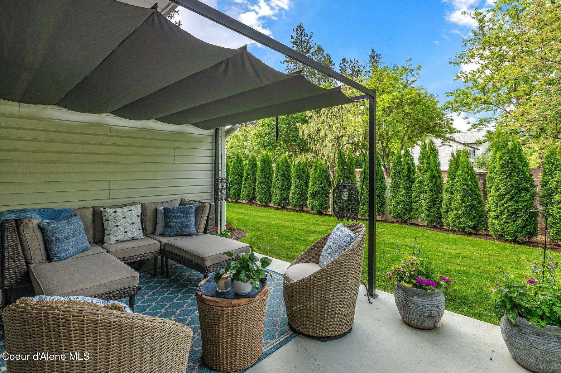 5835 E STEAMBOAT BEND