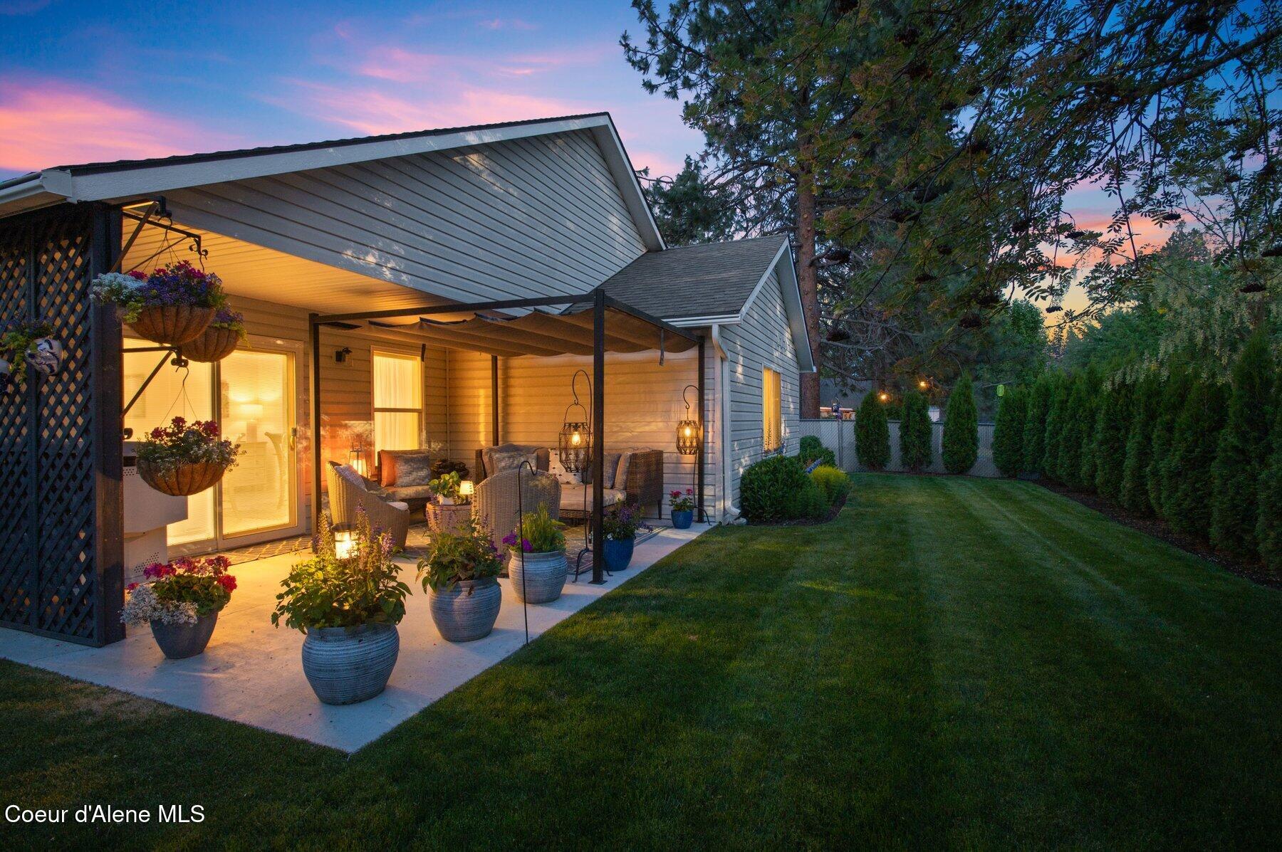 5835 E STEAMBOAT BEND