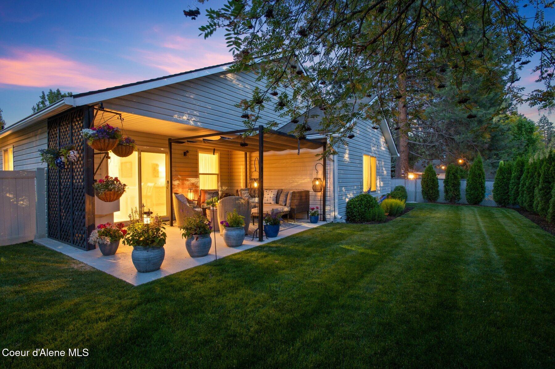 5835 E STEAMBOAT BEND