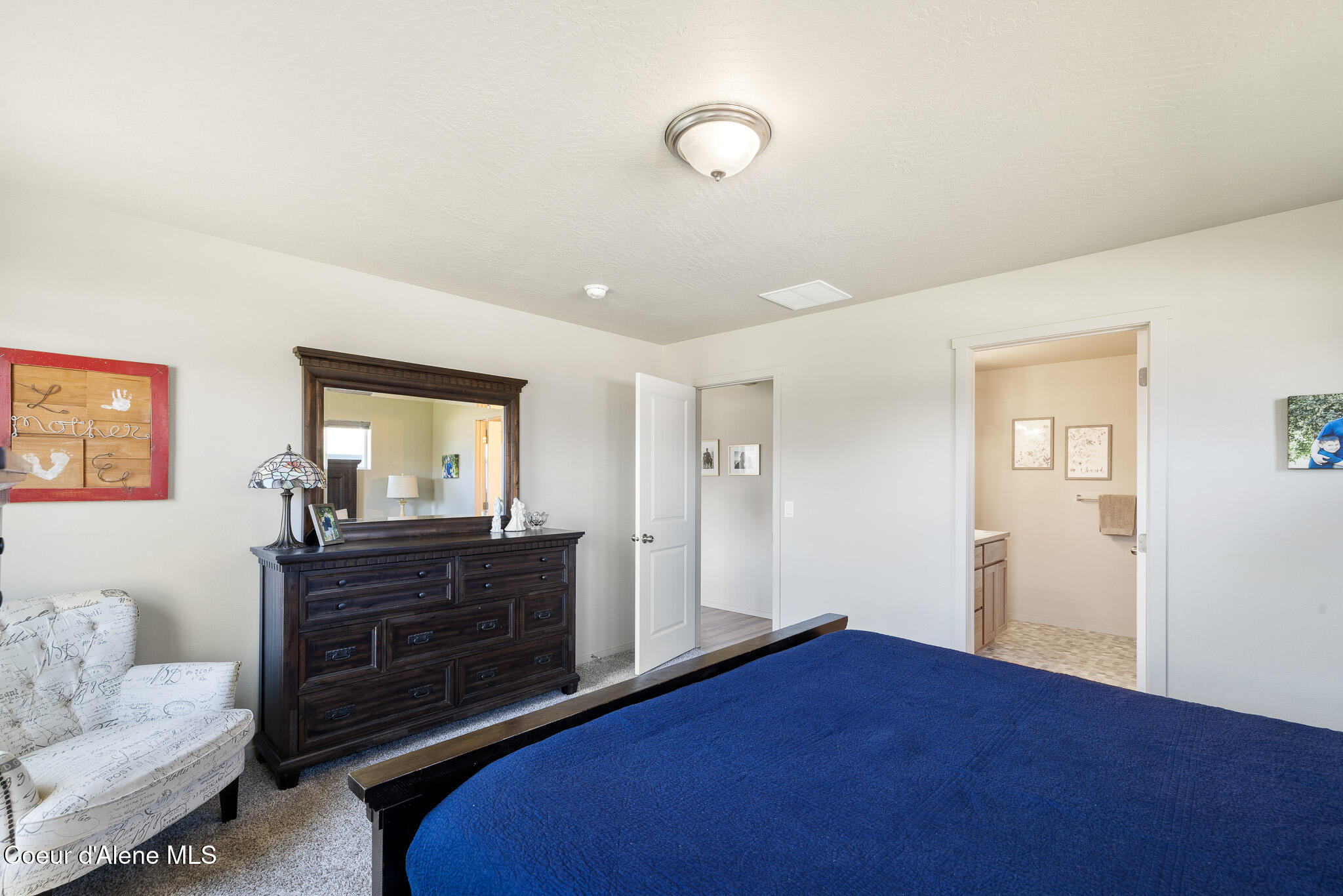 10413 N Belgrave Loop