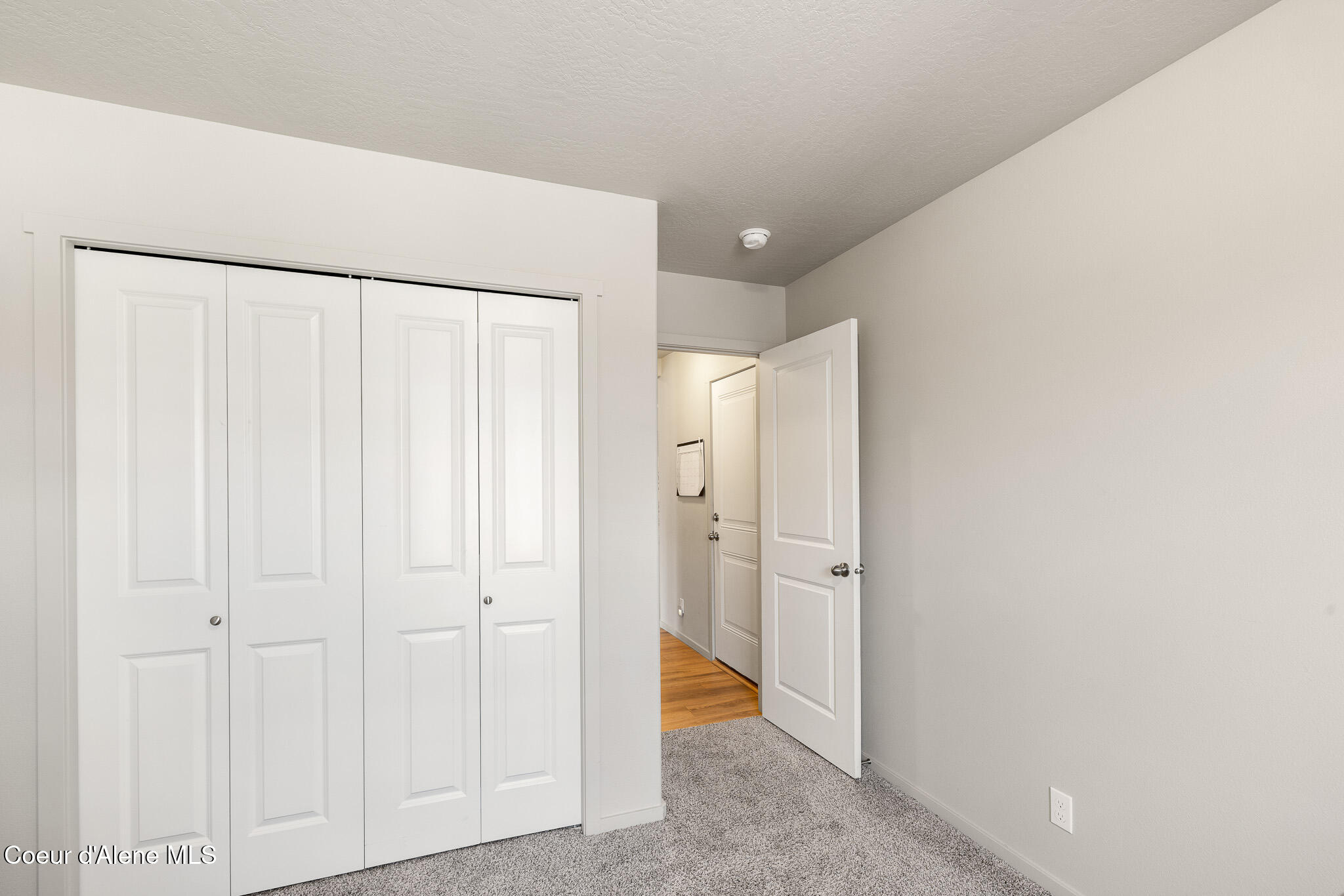 10413 N Belgrave Loop