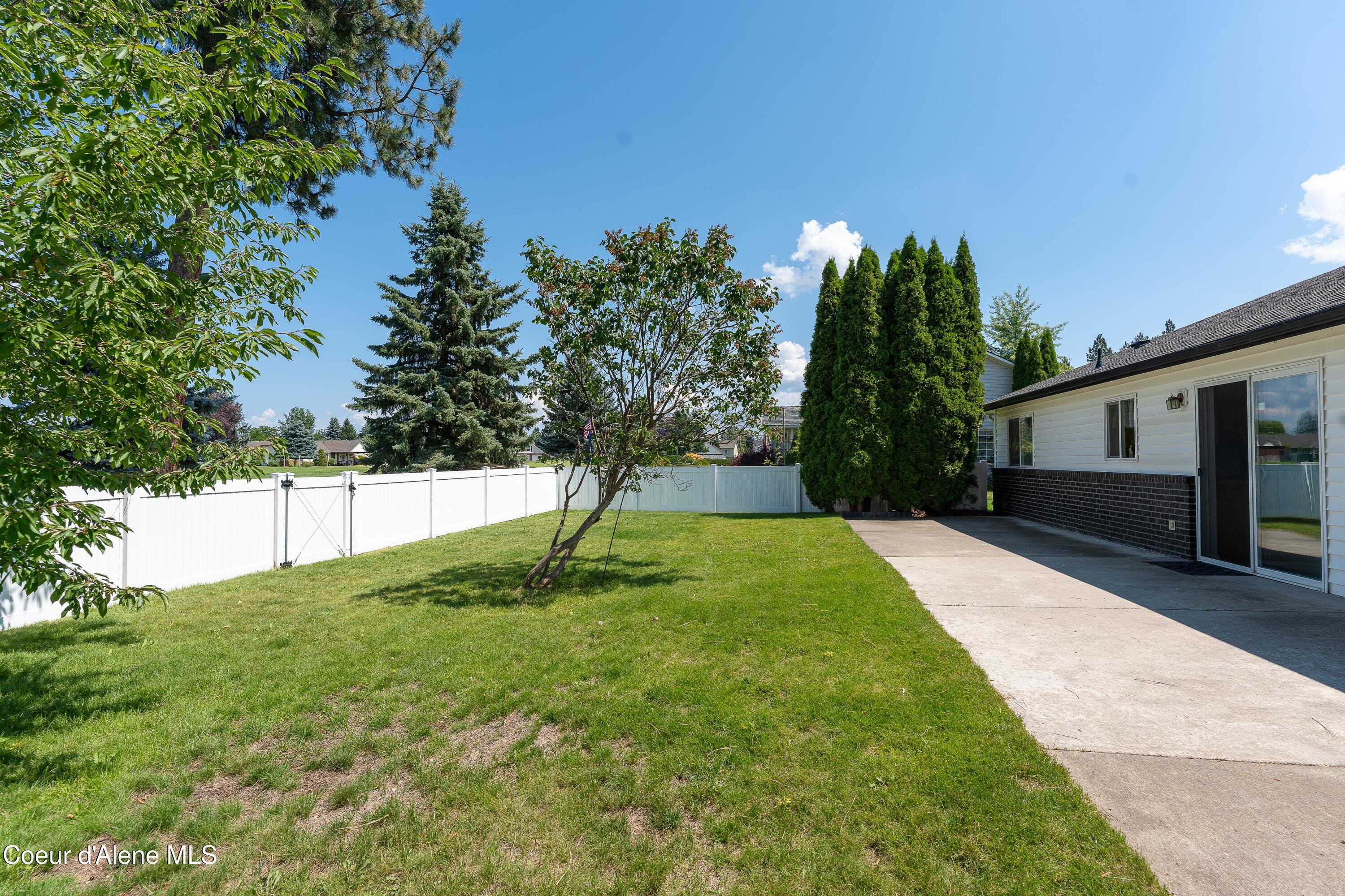 541 E Sand Wedge Dr