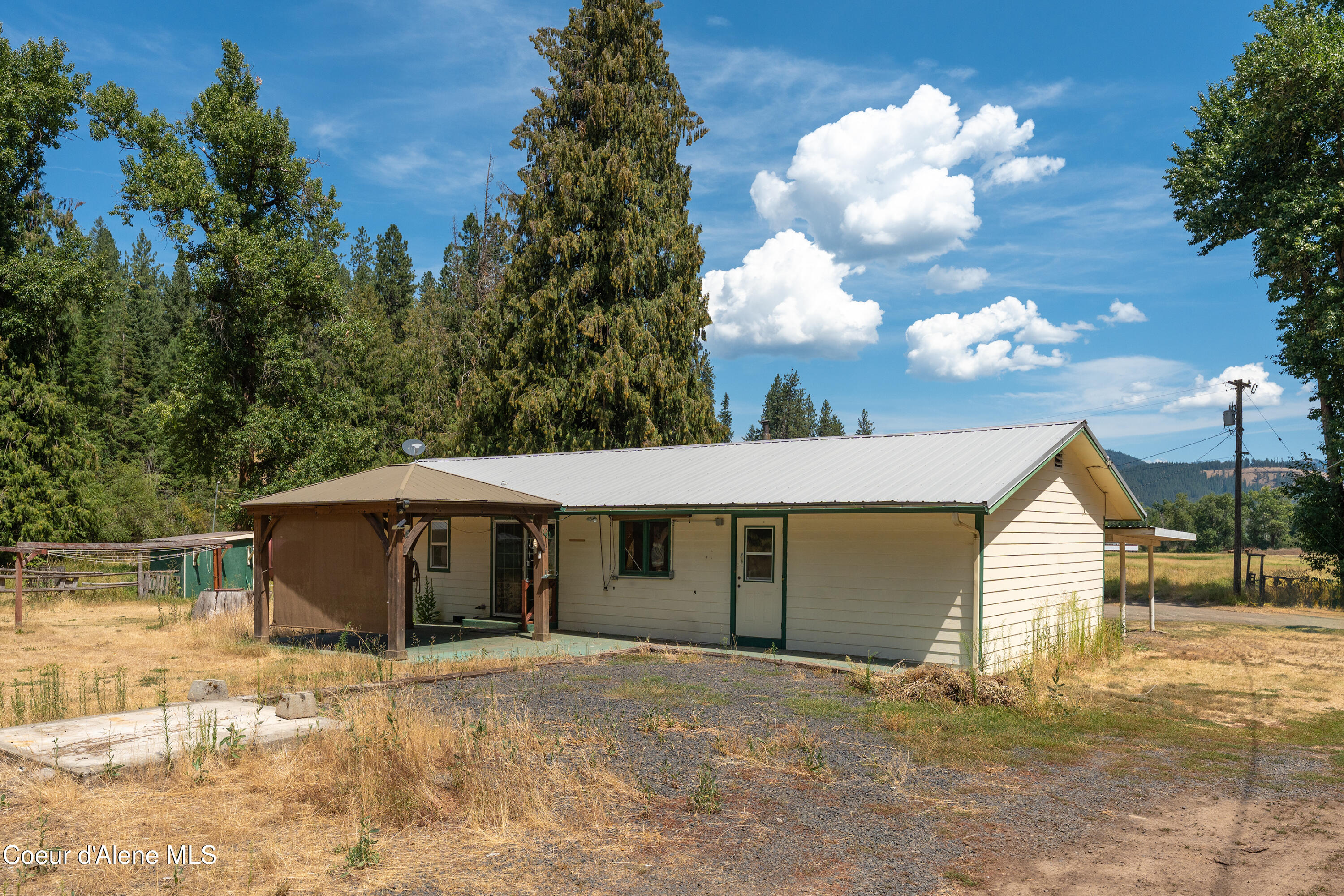 16325 Highway 5, St. Maries