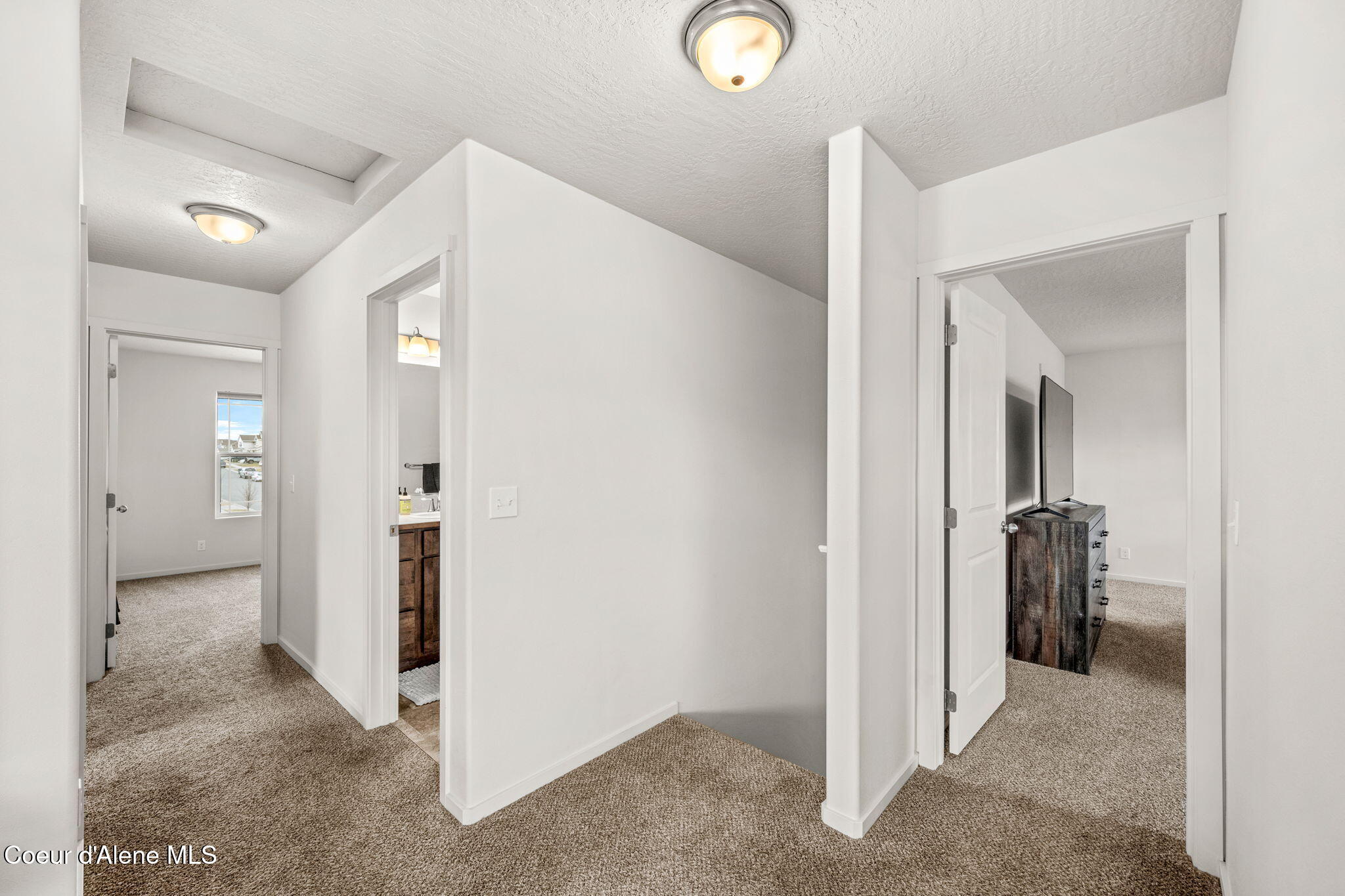 3664 W BELGRAVE WAY