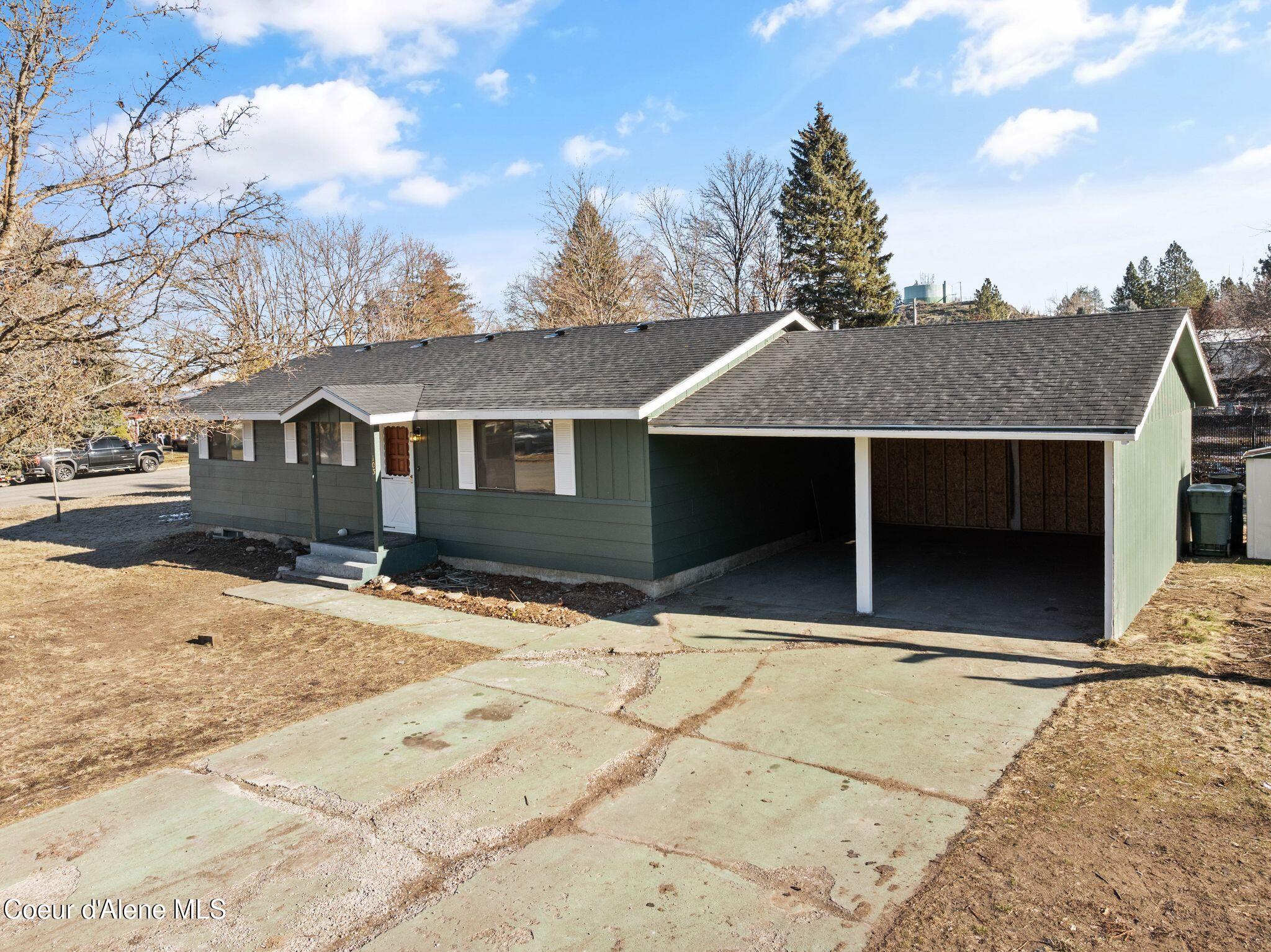 103 S IDAHO