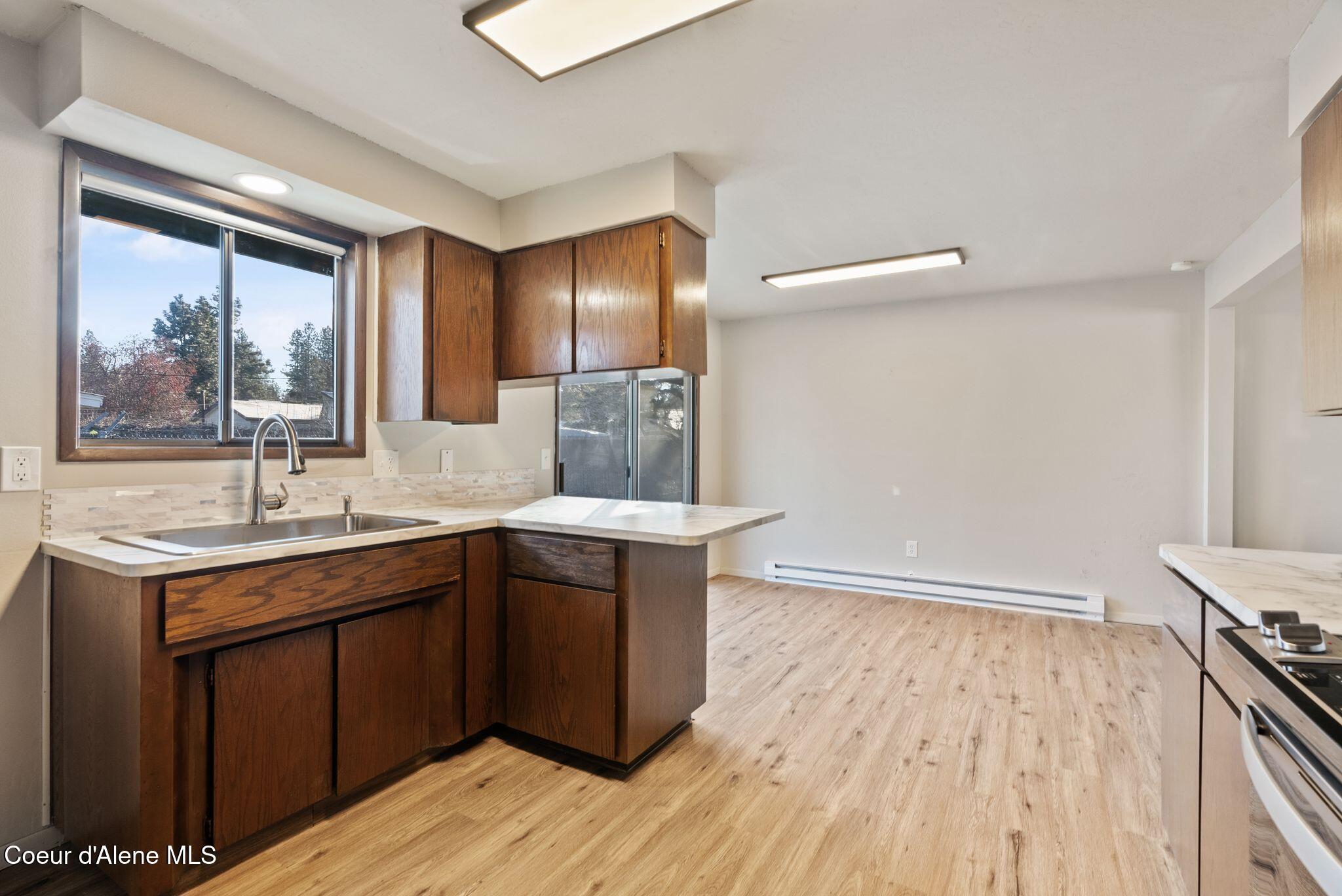 103 S IDAHO