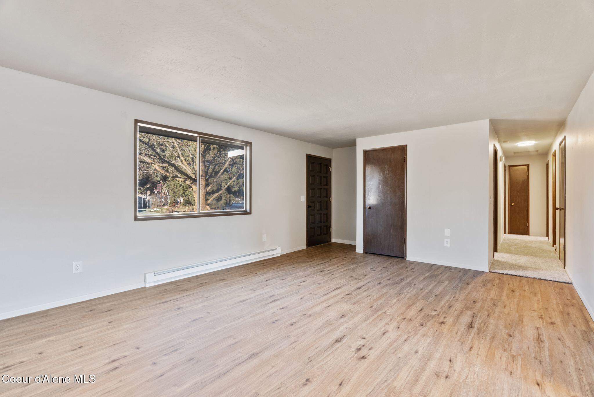 103 S IDAHO