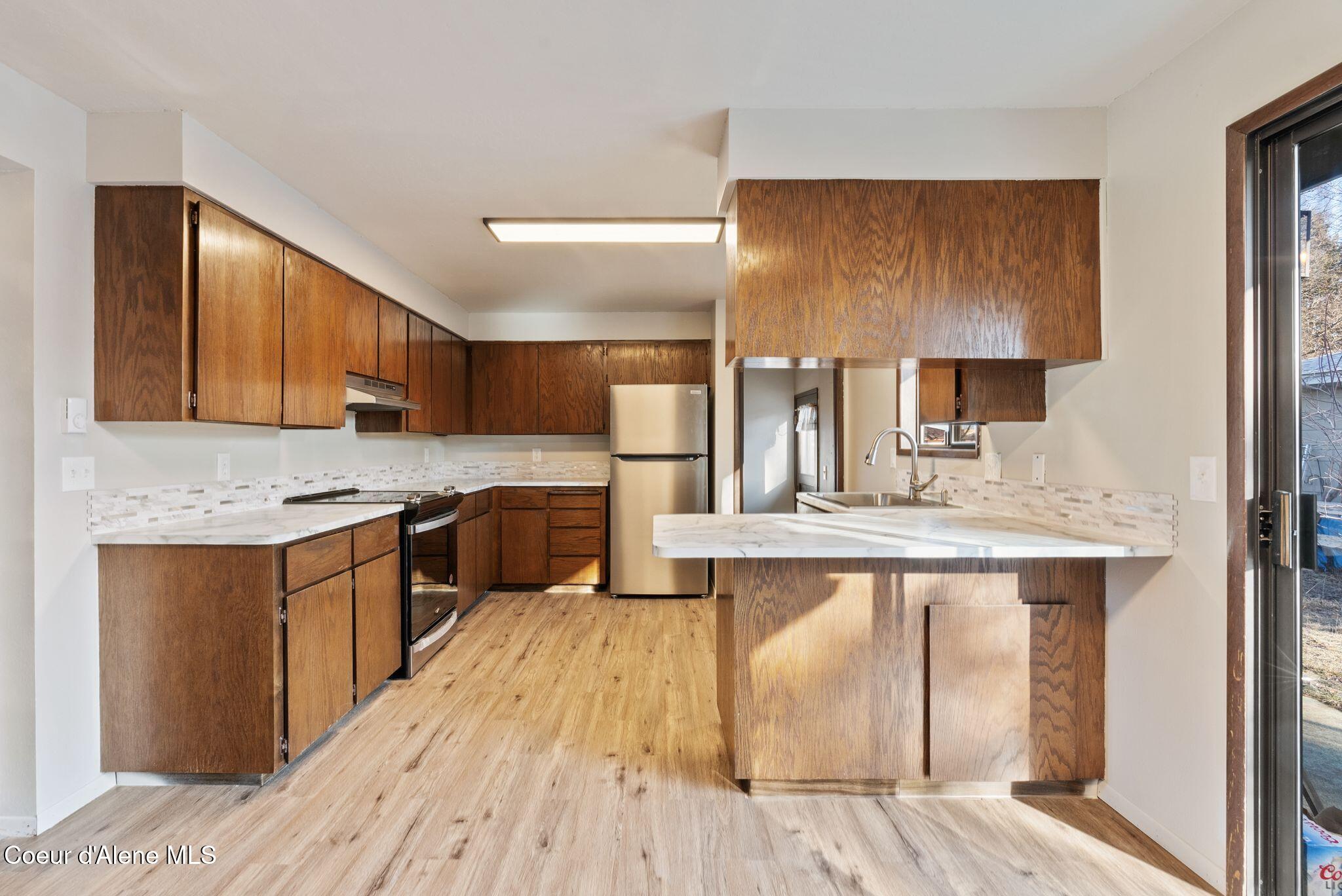 103 S IDAHO
