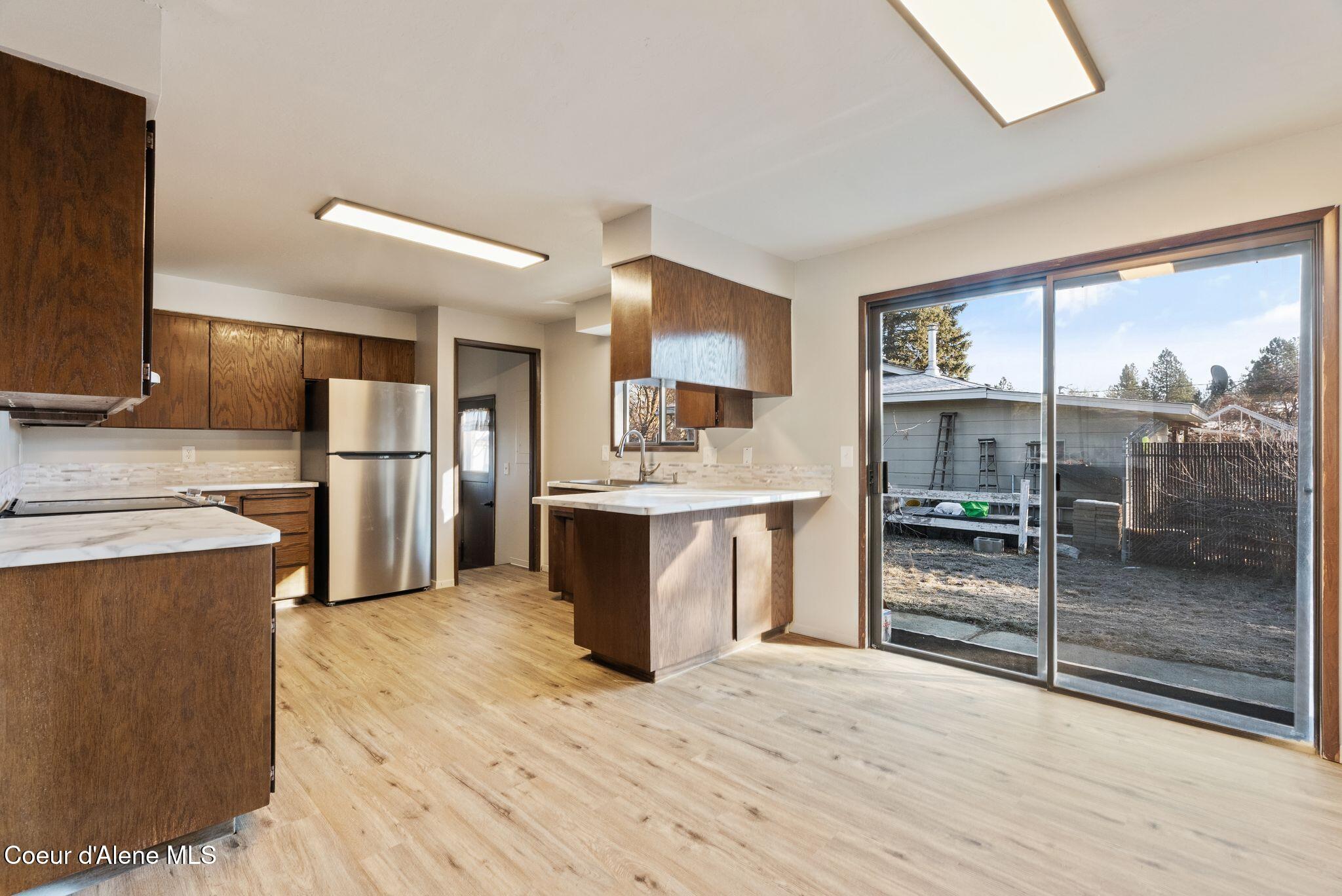 103 S IDAHO