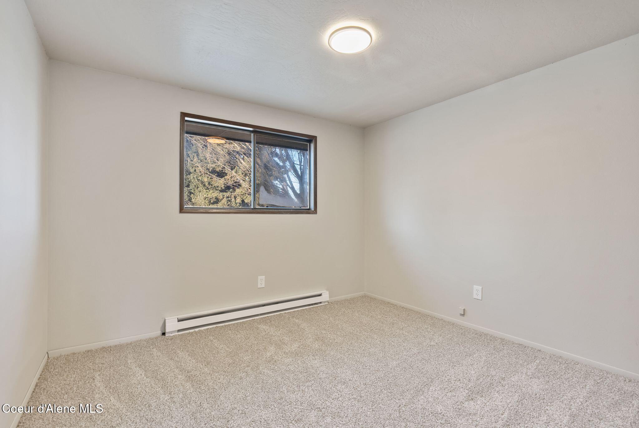 103 S IDAHO