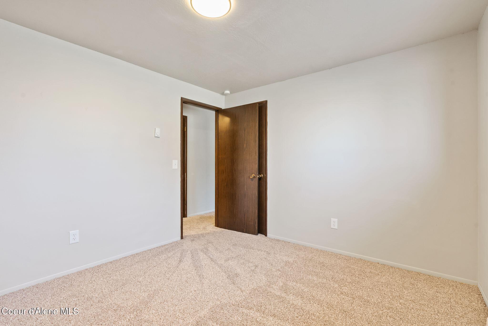 103 S IDAHO