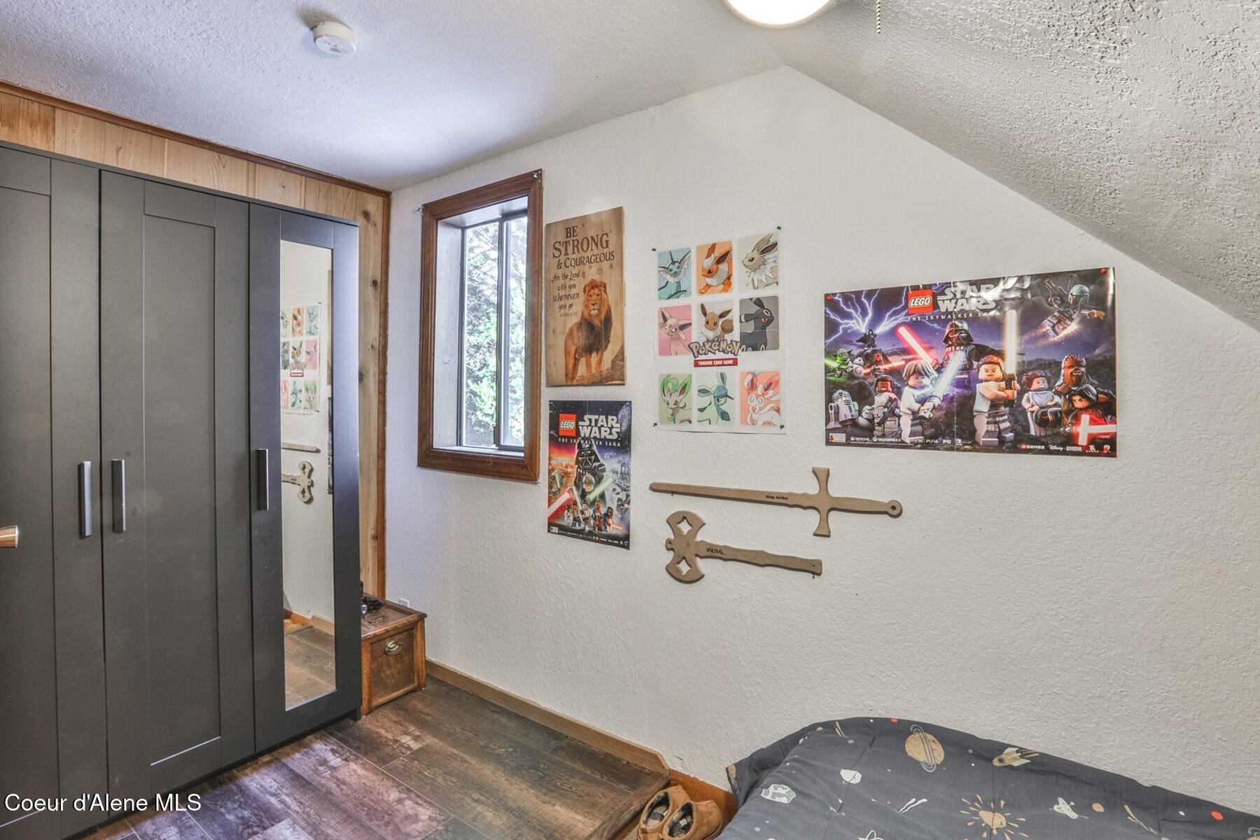 238 Blackthorn Rd