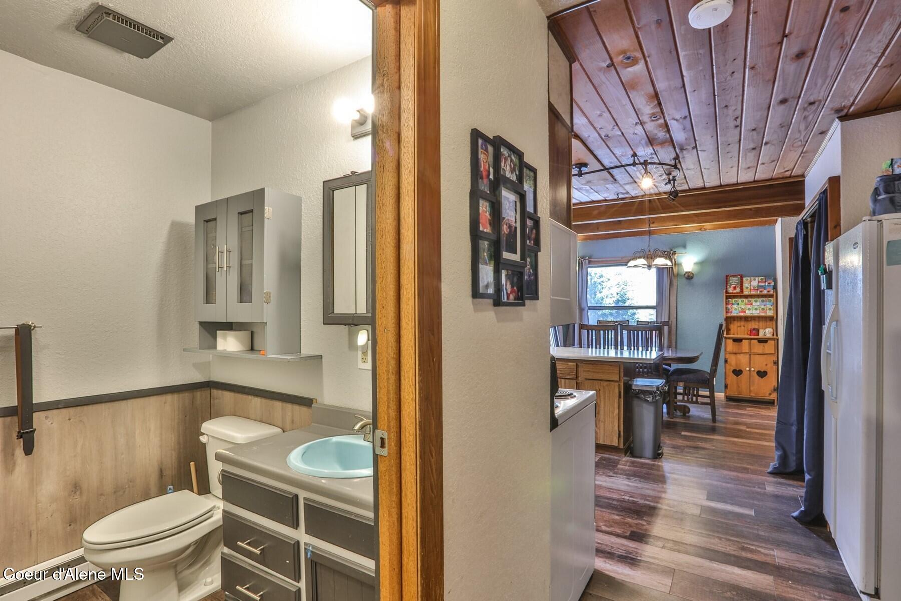 238 Blackthorn Rd