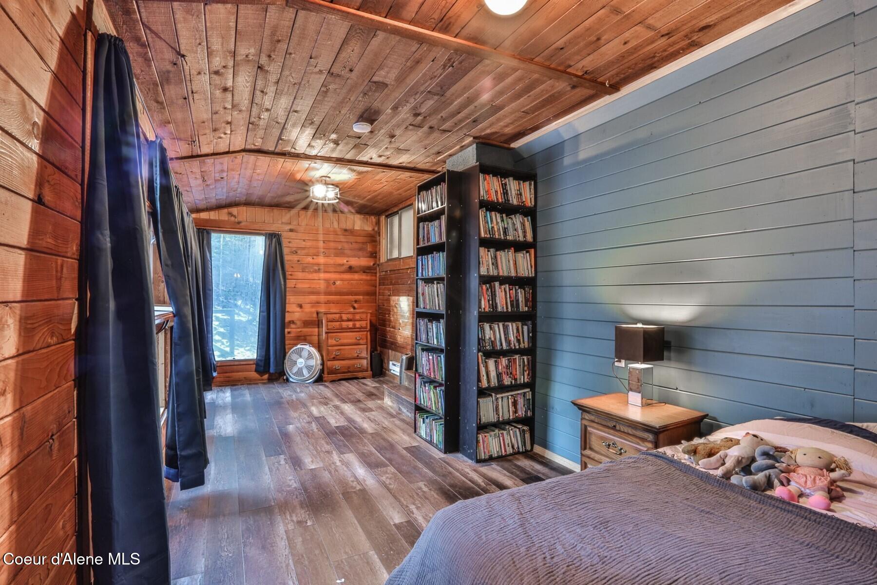 238 Blackthorn Rd