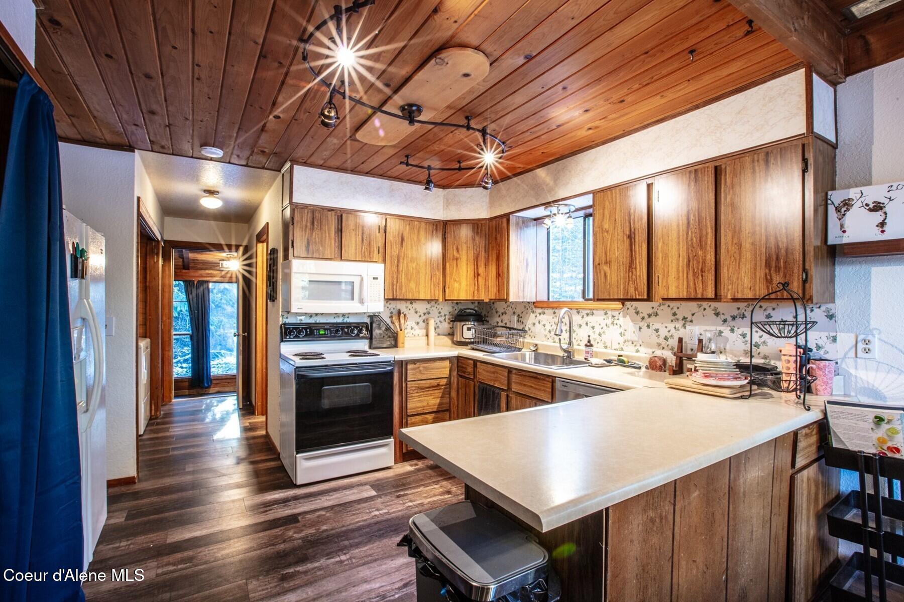 238 Blackthorn Rd