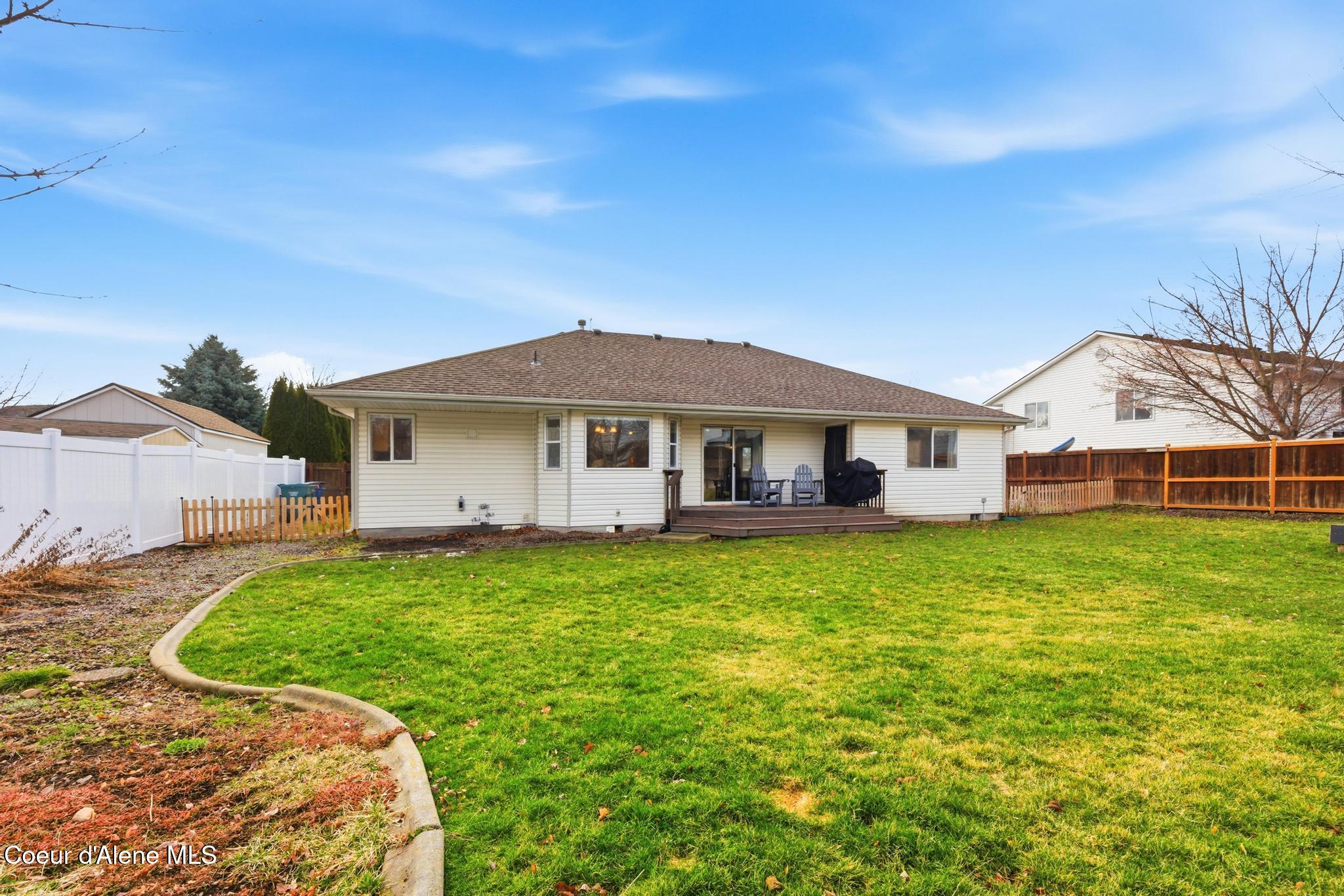 2981 W BROADMOORE DR