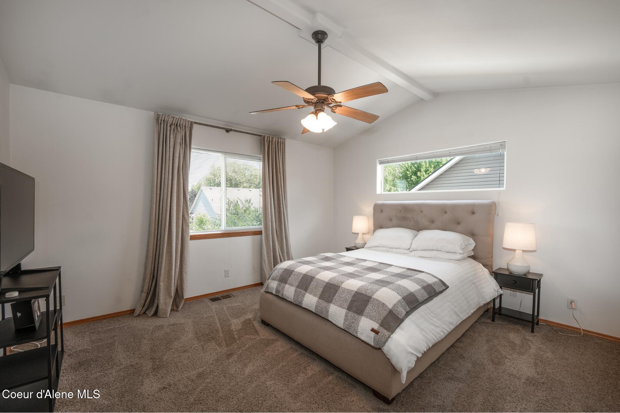 2867 W Tours Dr, Coeur d'Alene