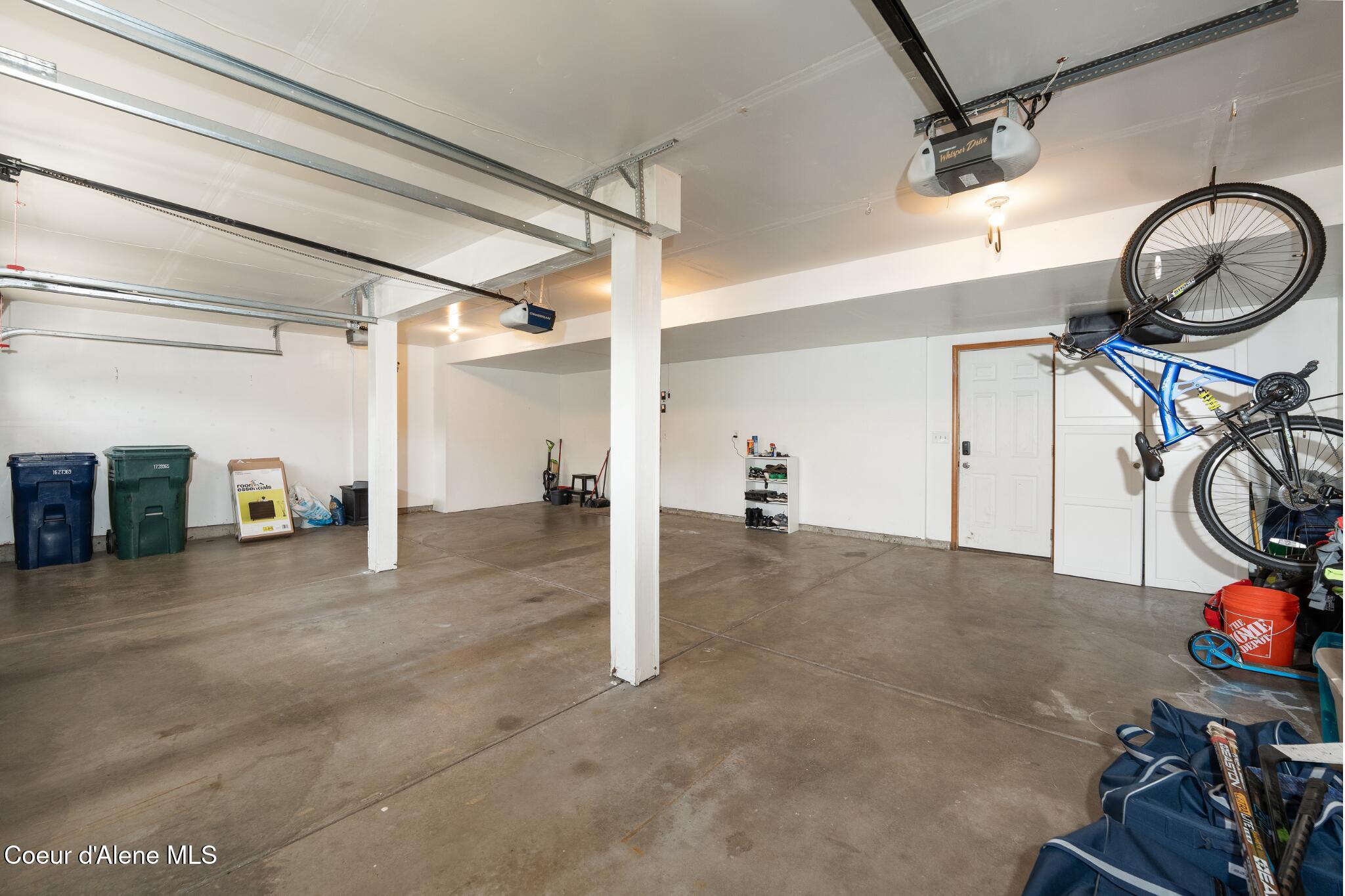 2867 W Tours Dr, Coeur d'Alene