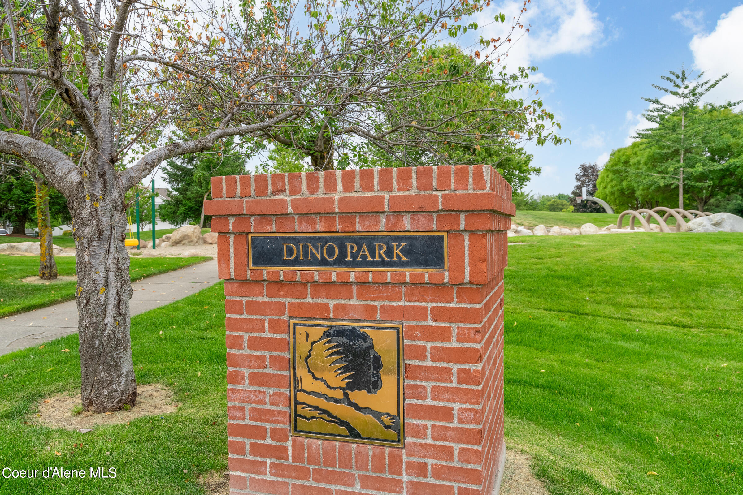 2867 W Tours Dr, Coeur d'Alene