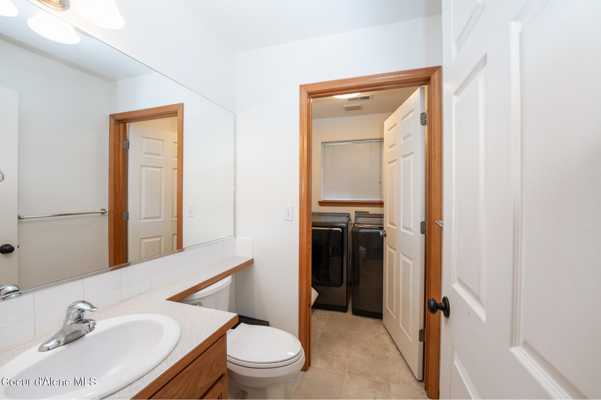 2867 W Tours Dr, Coeur d'Alene