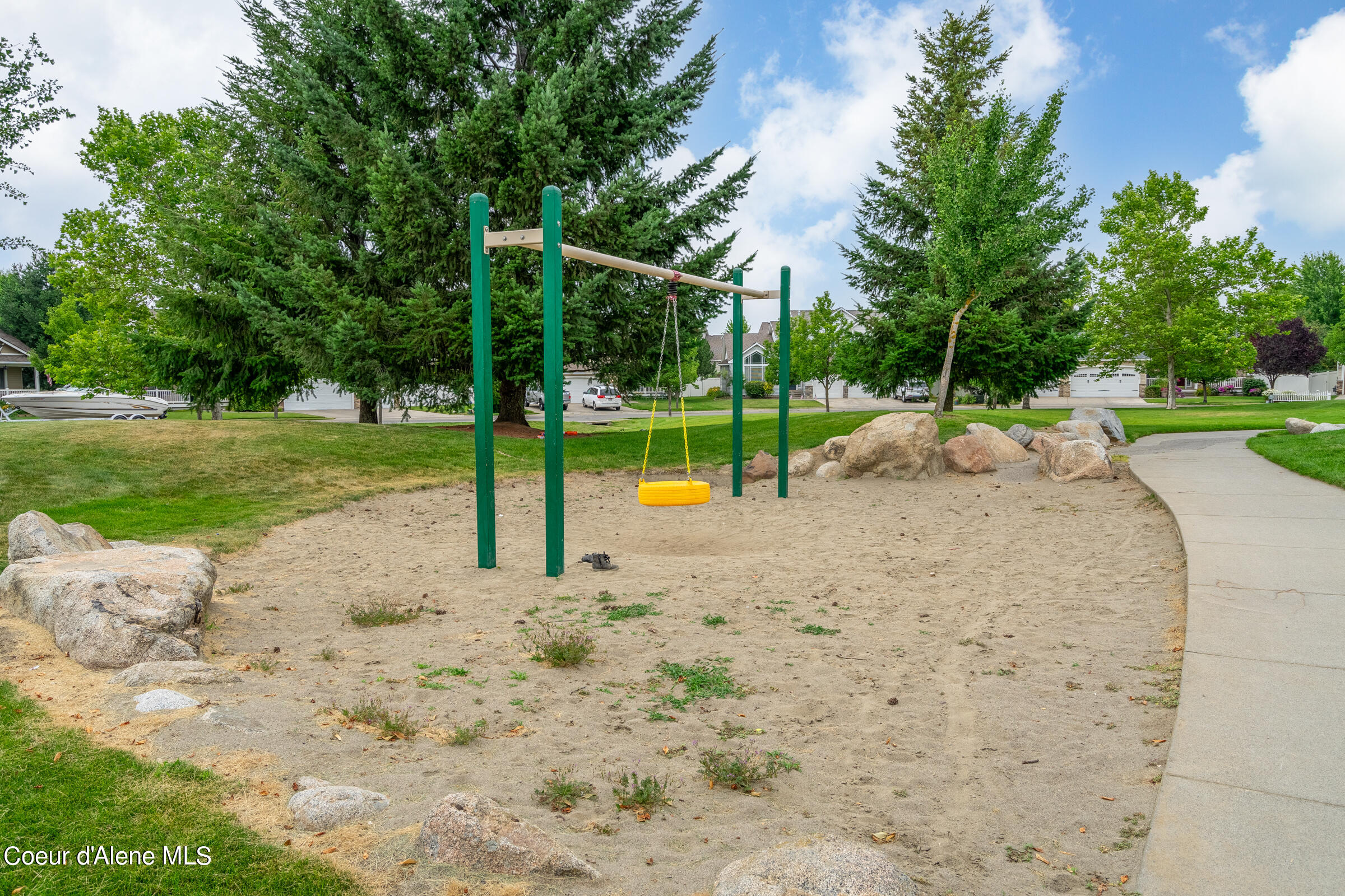 2867 W Tours Dr, Coeur d'Alene