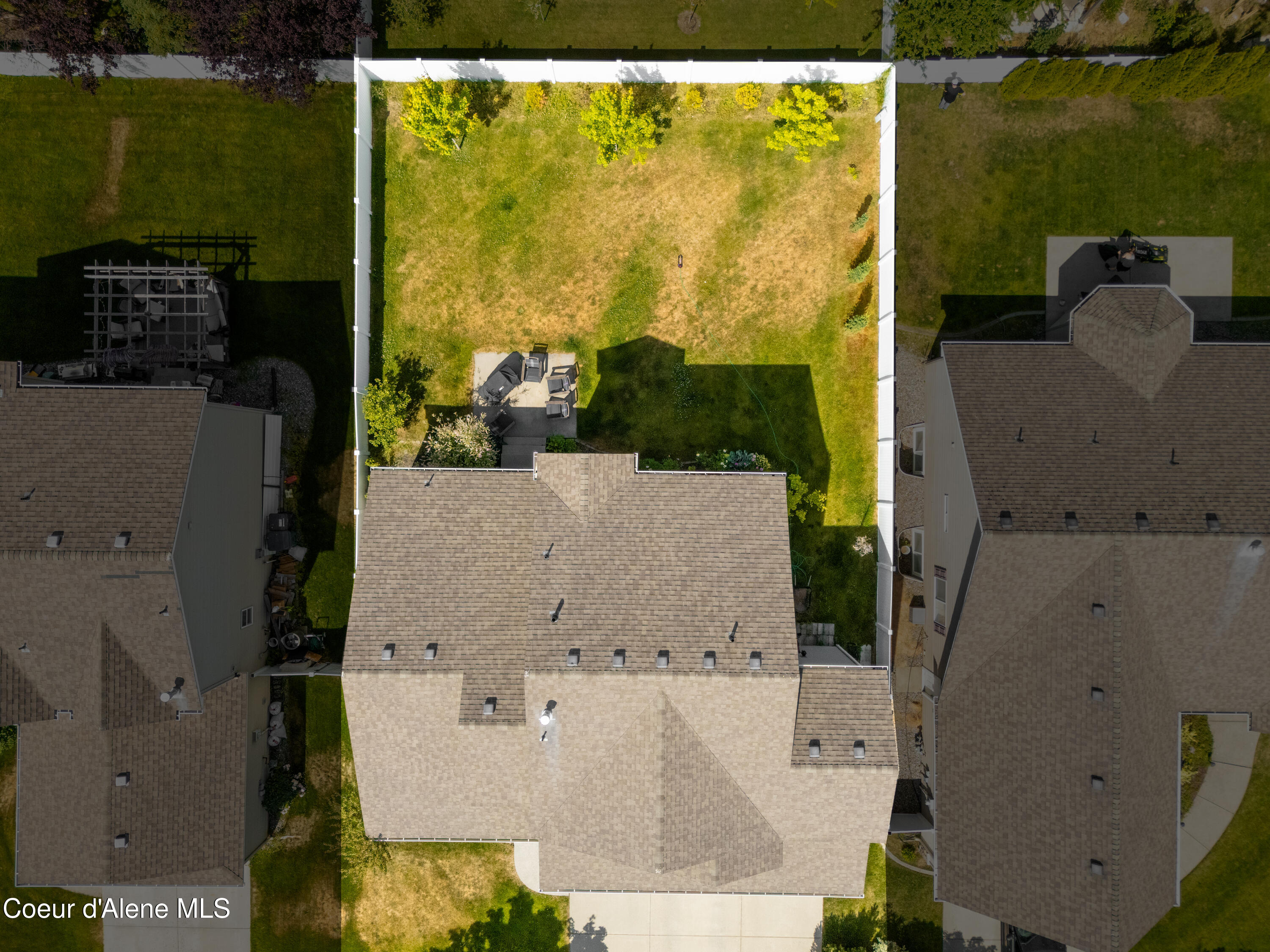 2867 W Tours Dr, Coeur d'Alene