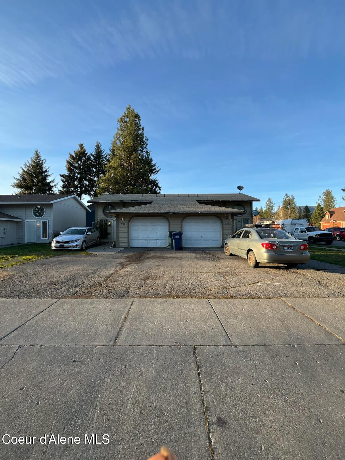 923 E Spruce AVE, Coeur d'Alene