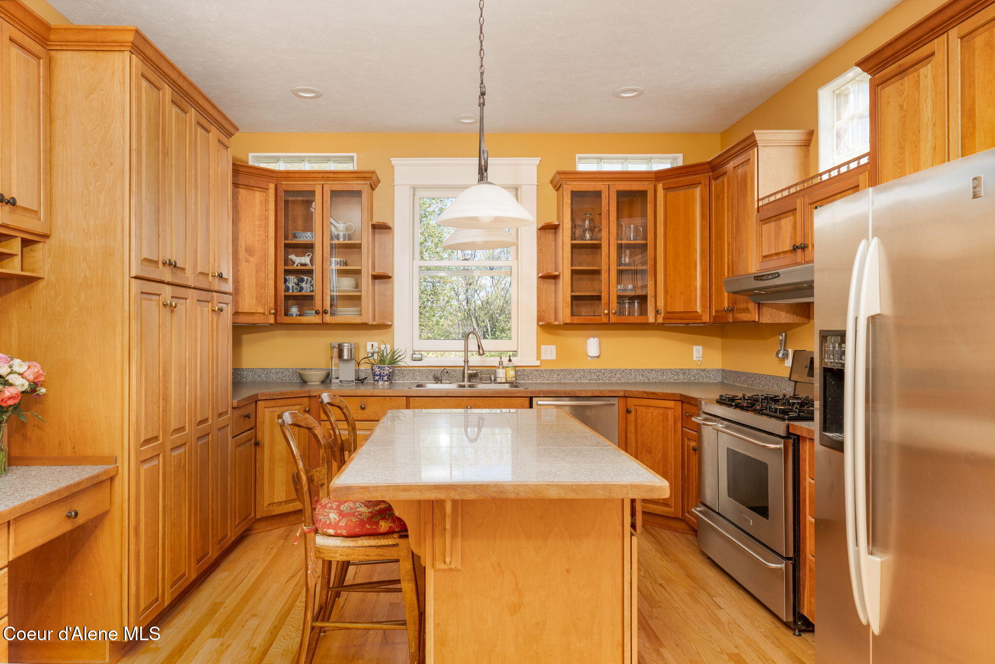 1673 Christopher Ln
