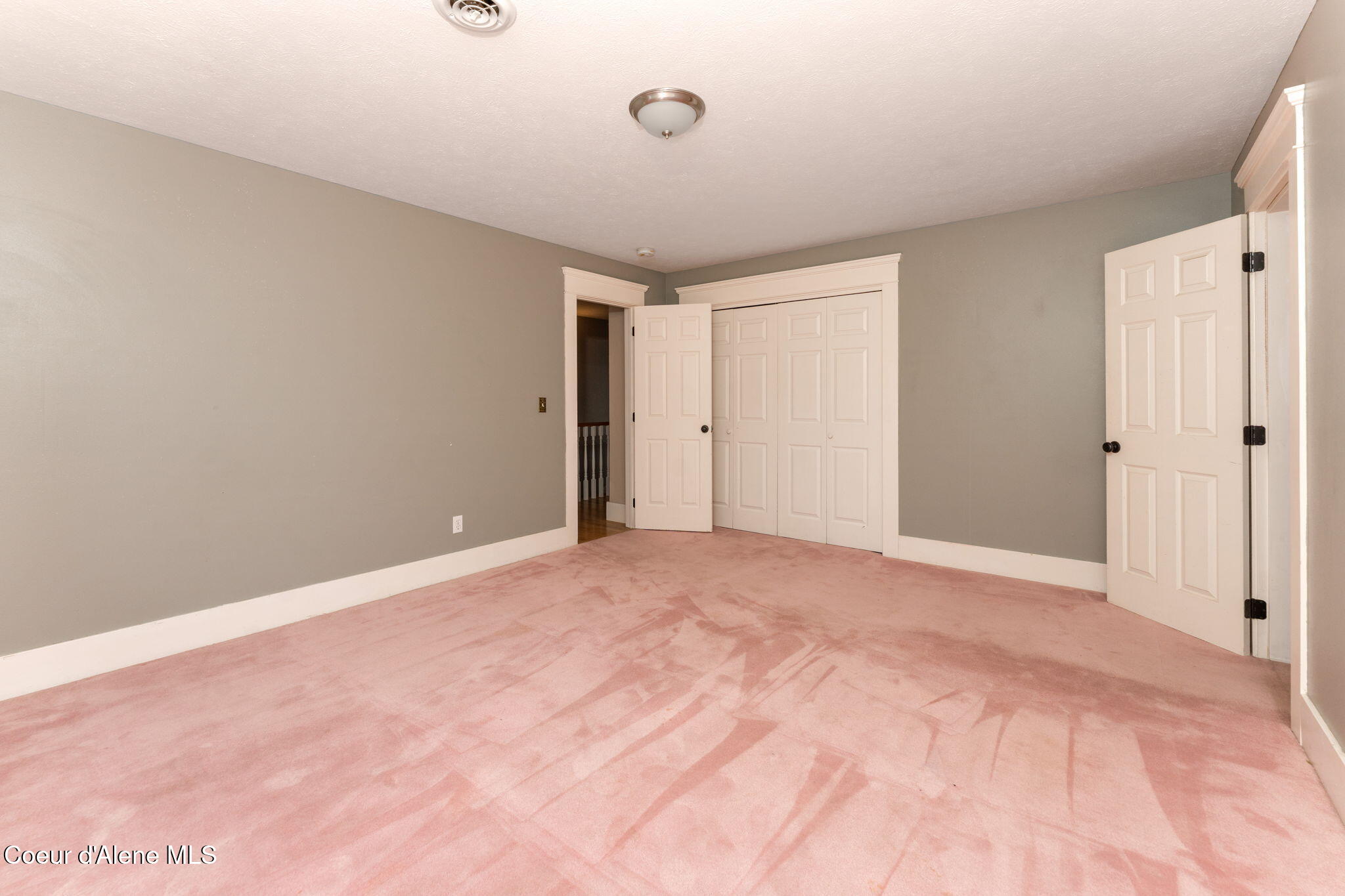 1673 Christopher Ln
