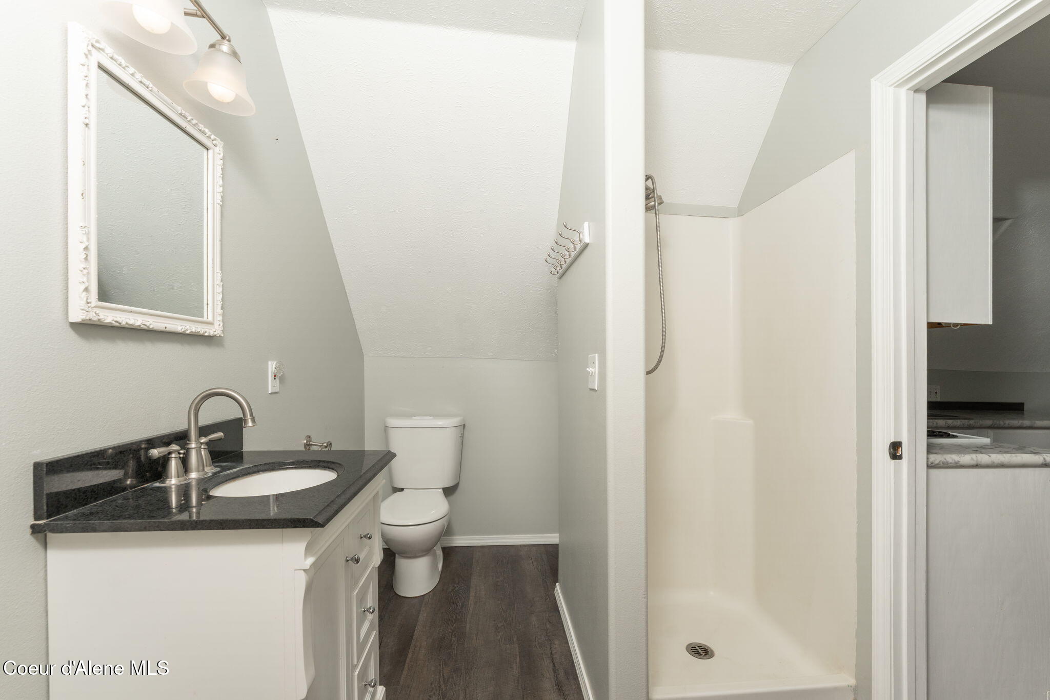 1673 Christopher Ln