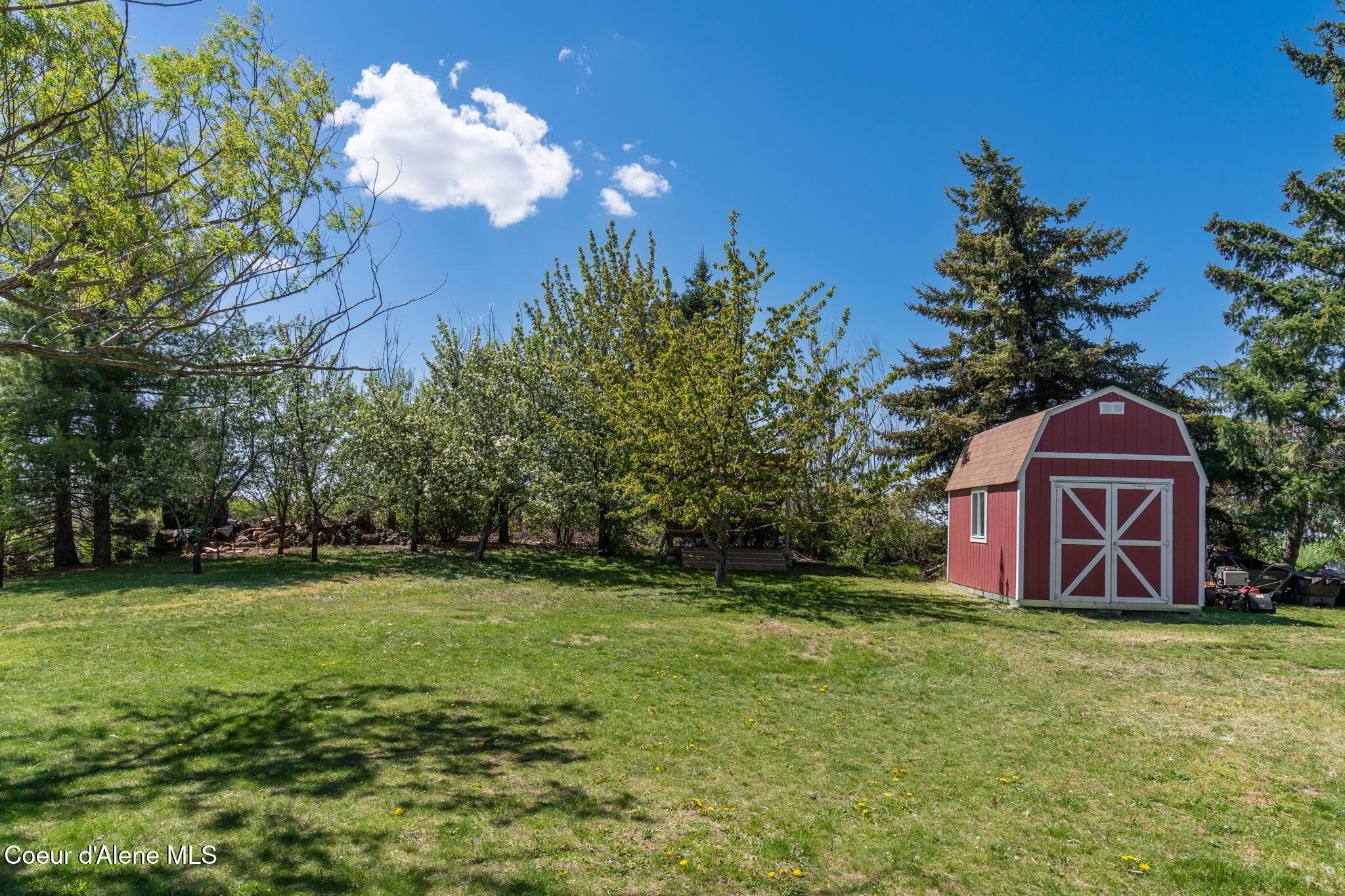 1673 Christopher Ln