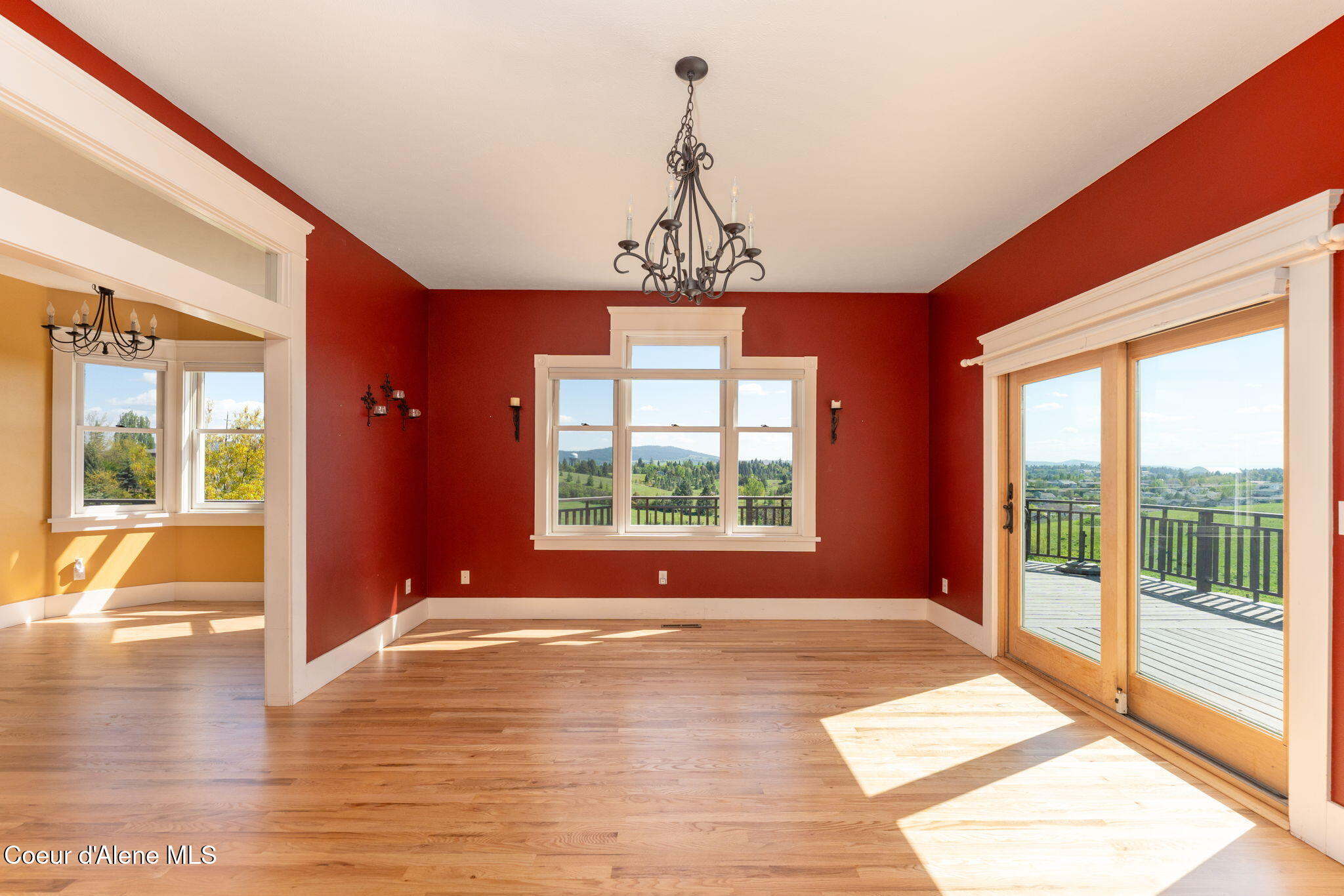 1673 Christopher Ln