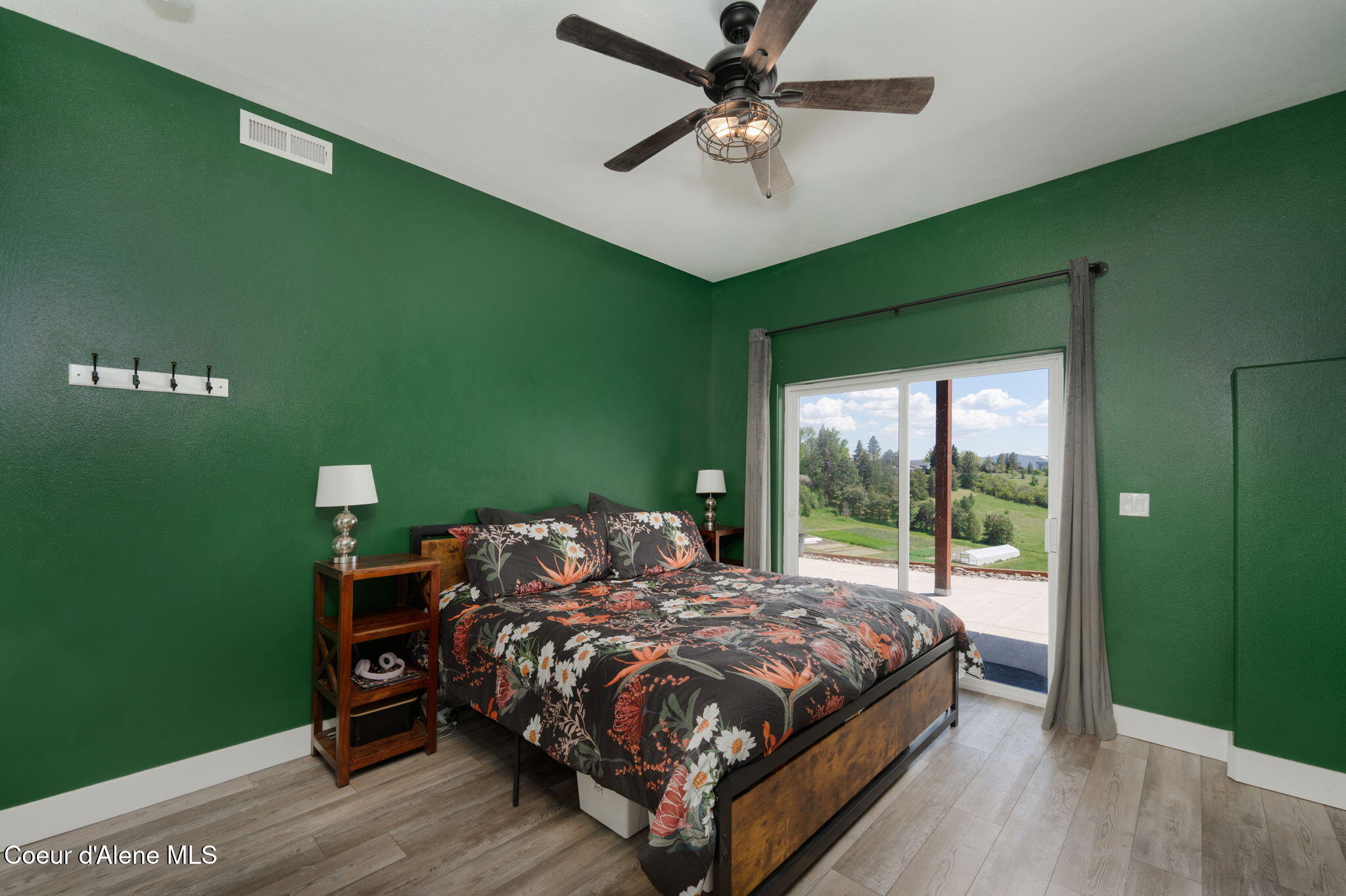 1673 Christopher Ln