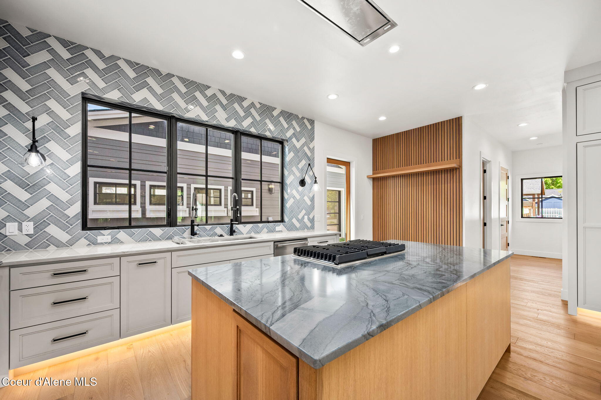 907 N B St, Coeur d'Alene