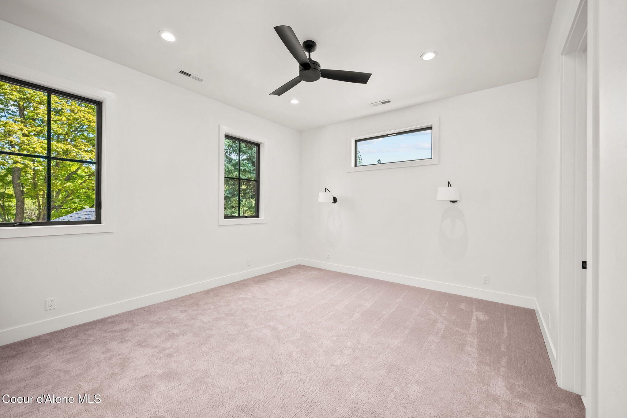 907 N B St, Coeur d'Alene