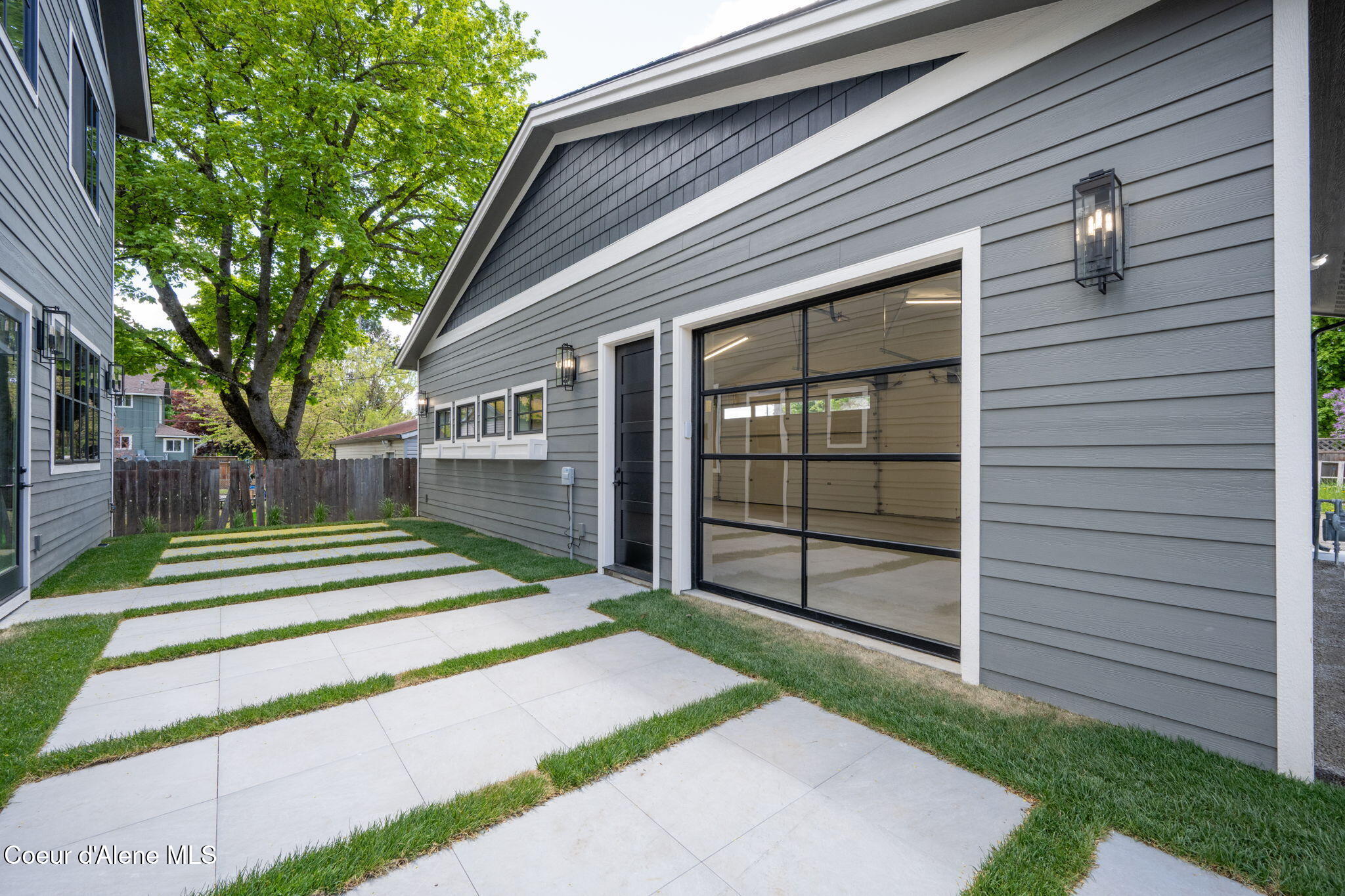 907 N B St, Coeur d'Alene