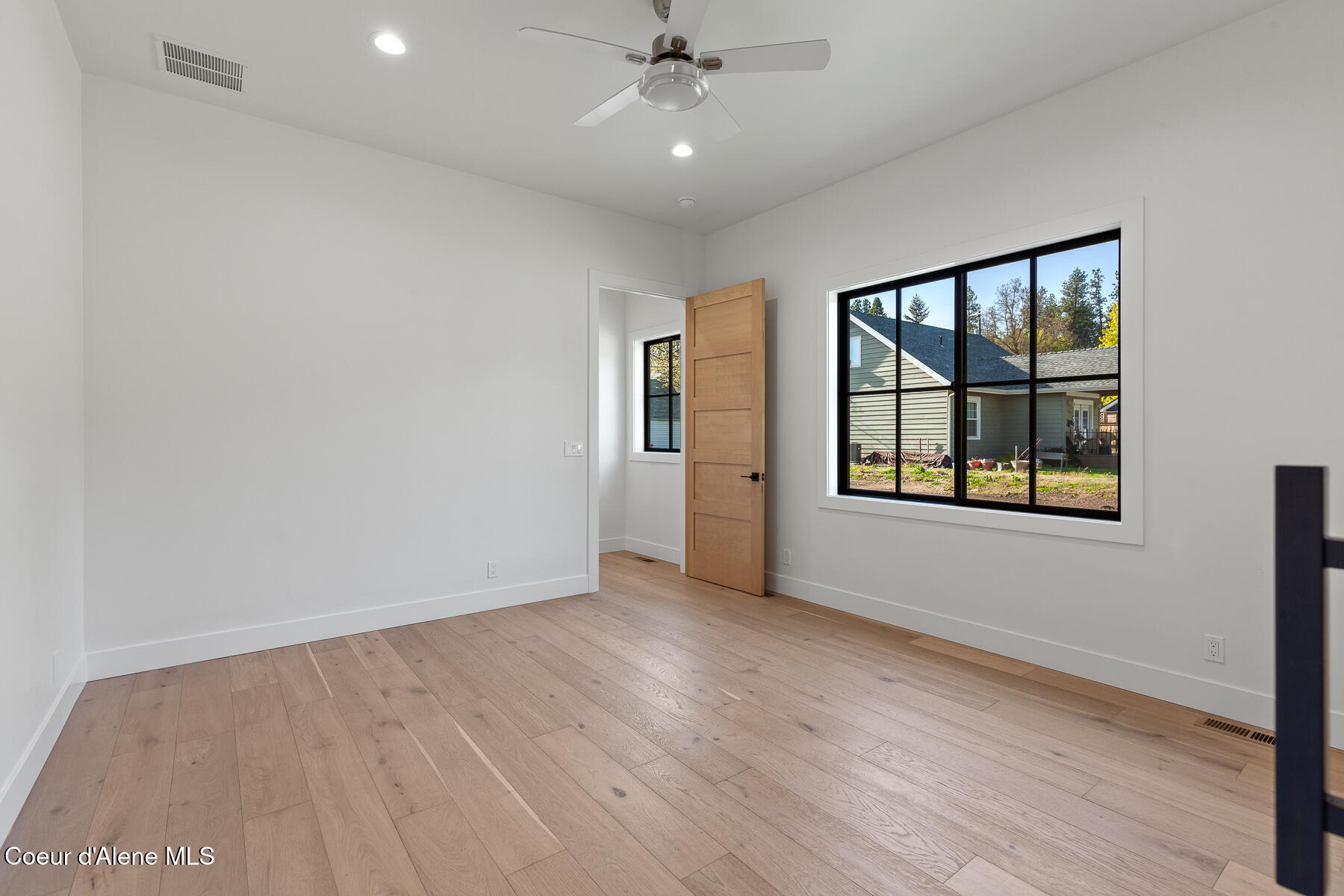 907 N B St, Coeur d'Alene
