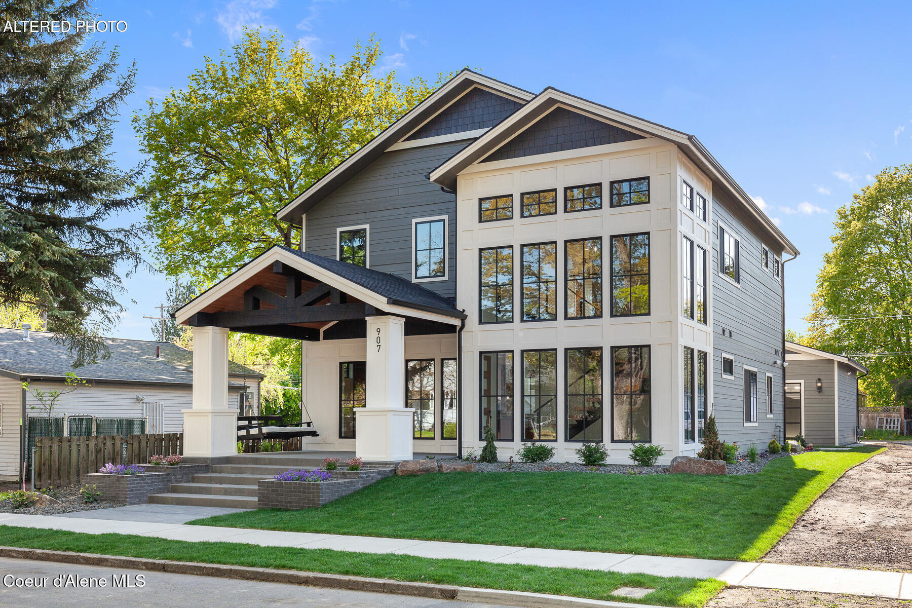 907 N B St, Coeur d'Alene