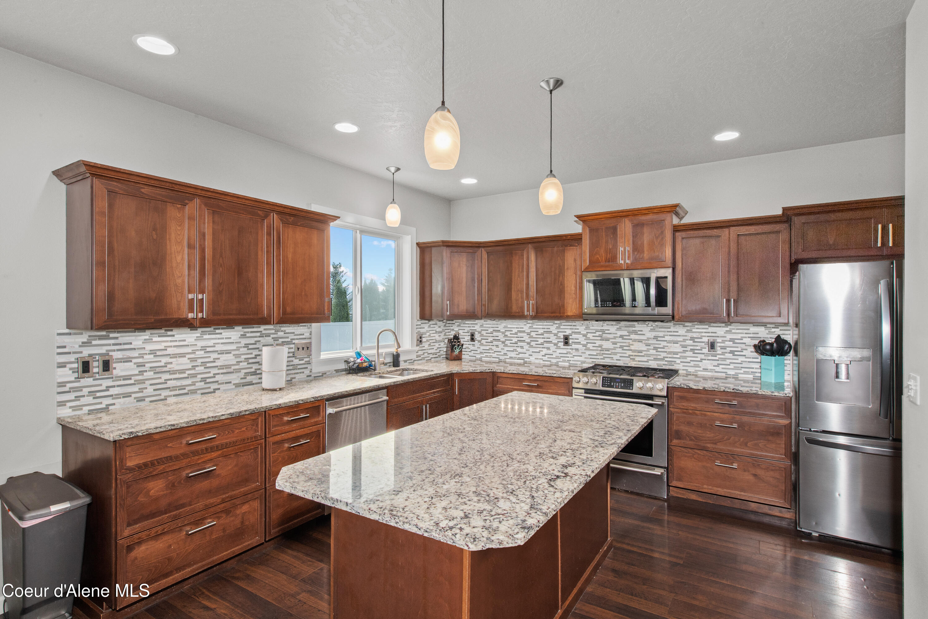 1401 E Warm Springs Ave