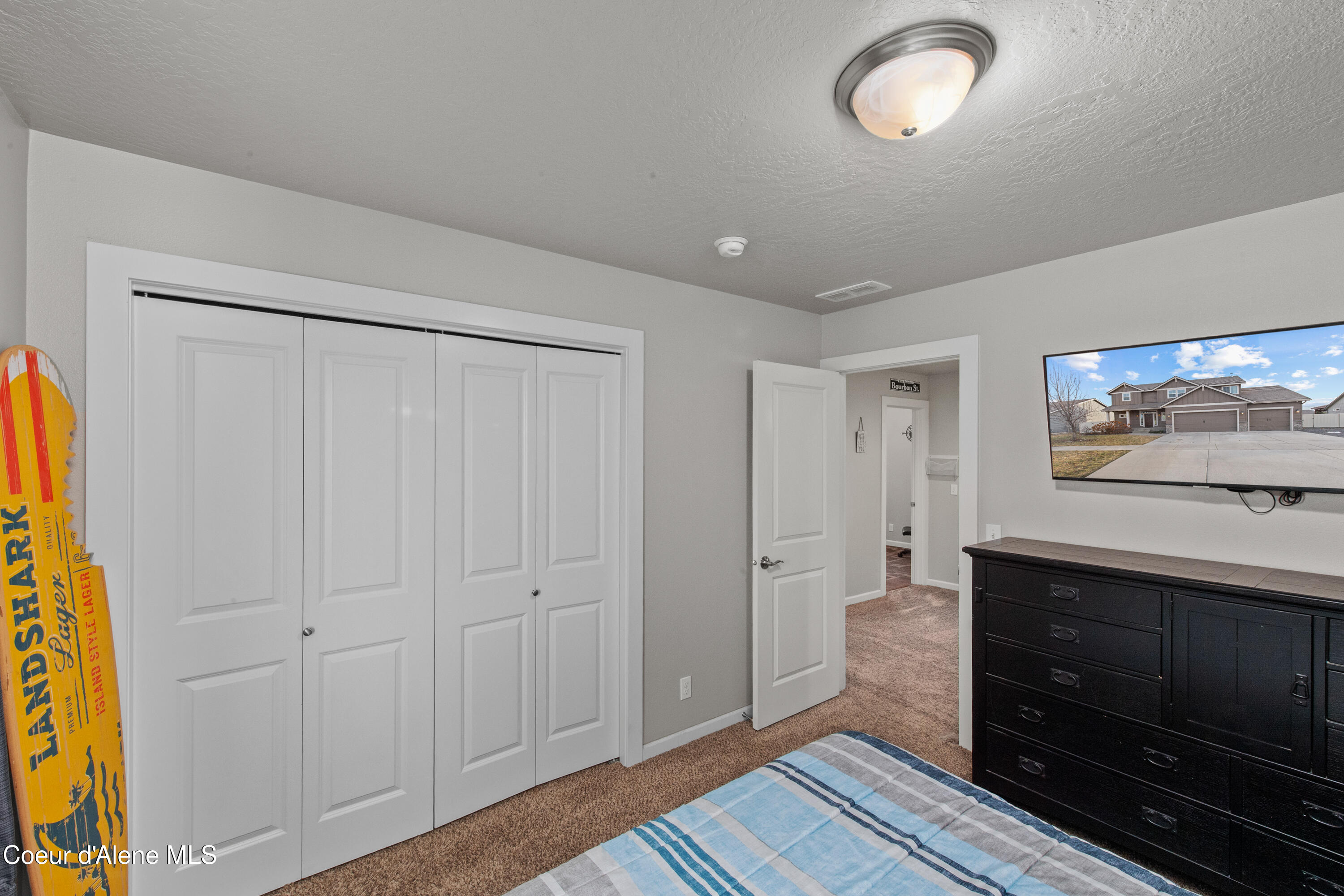 1401 E Warm Springs Ave