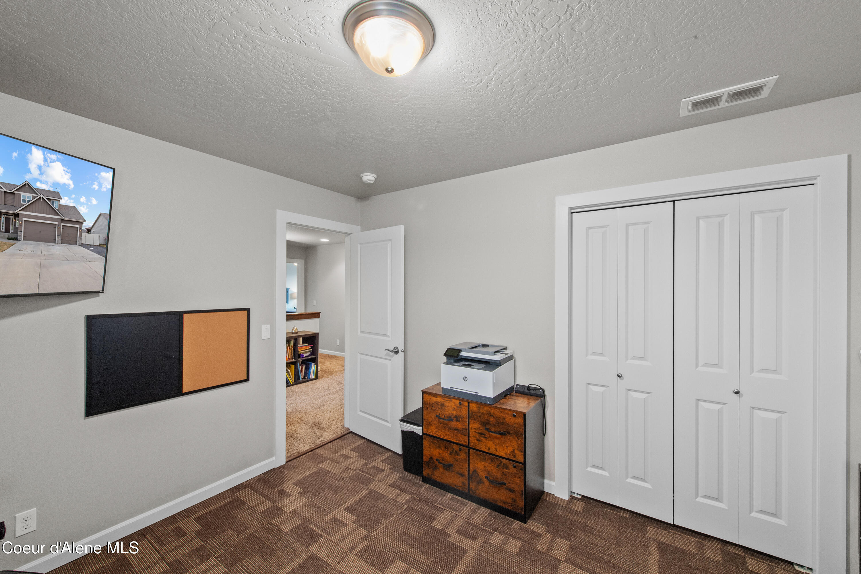 1401 E Warm Springs Ave