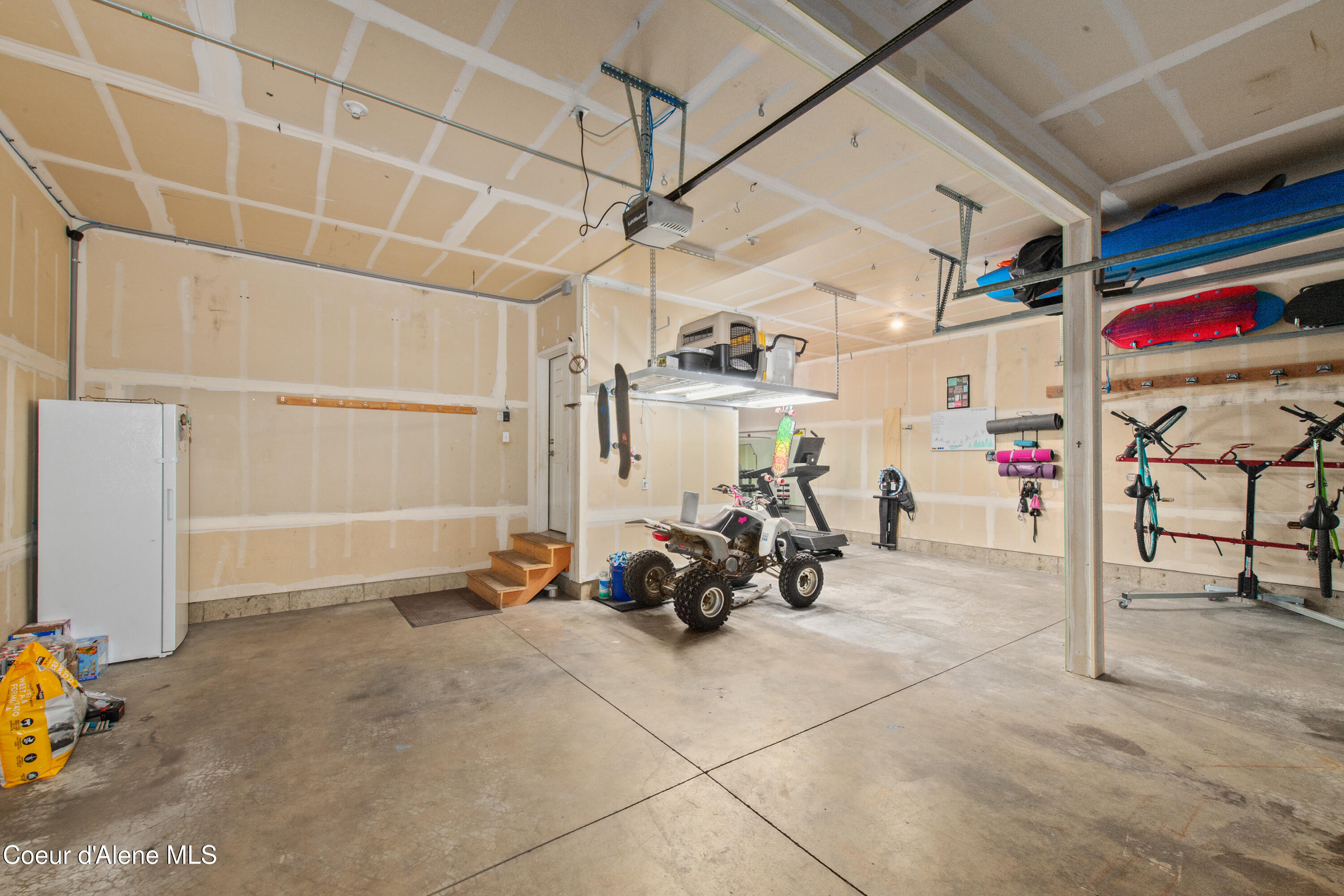 1401 E Warm Springs Ave
