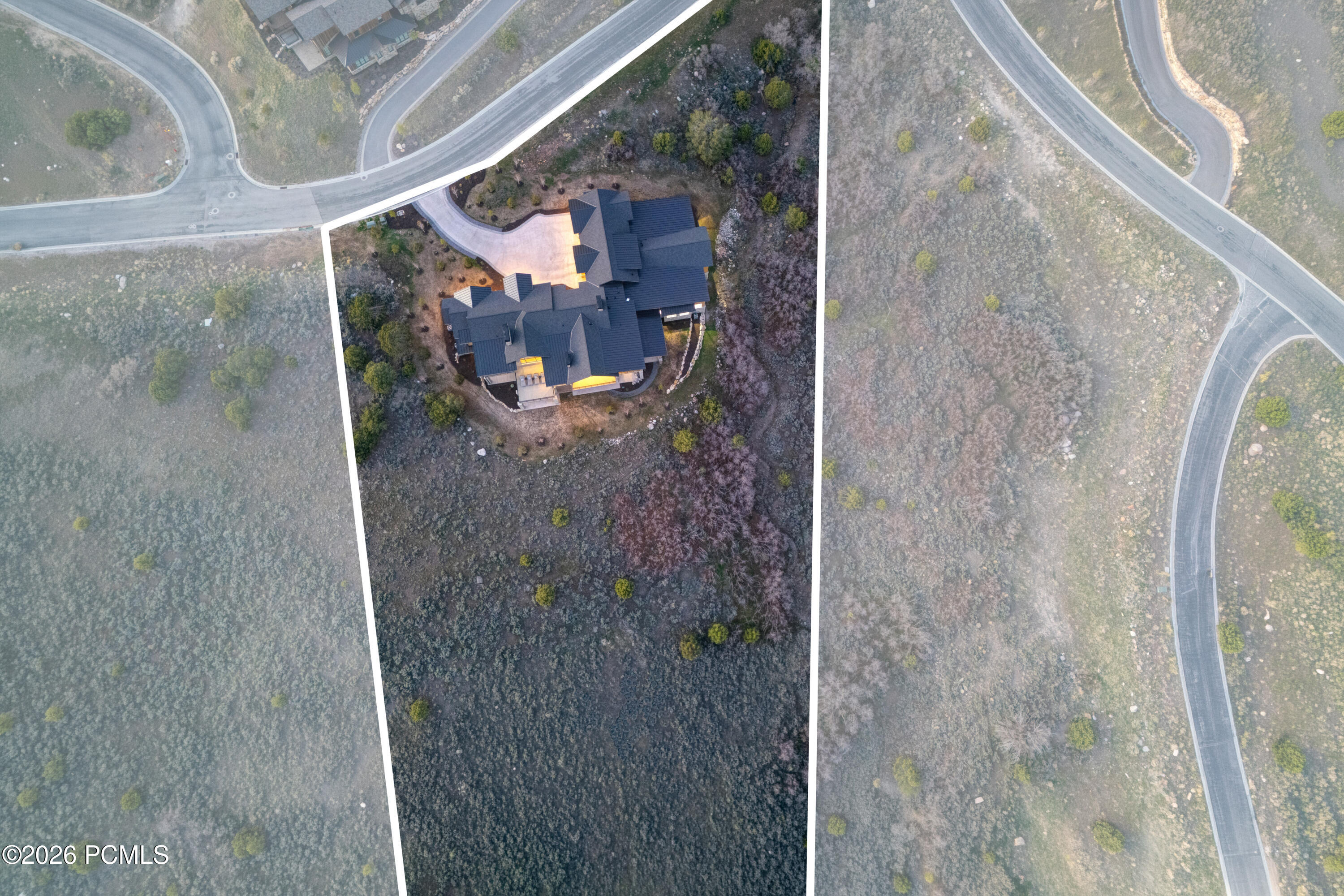 2566 E Boulder Top Way