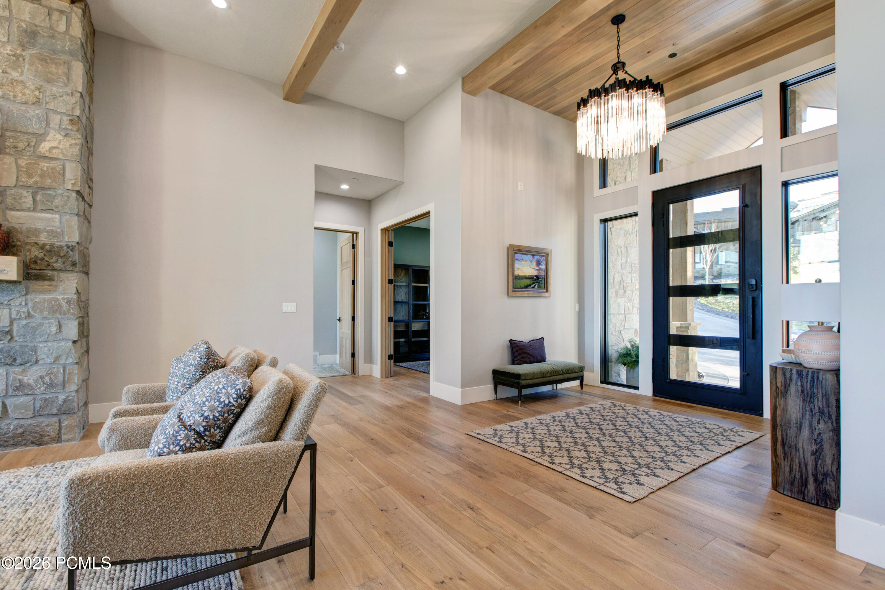 2566 E Boulder Top Way