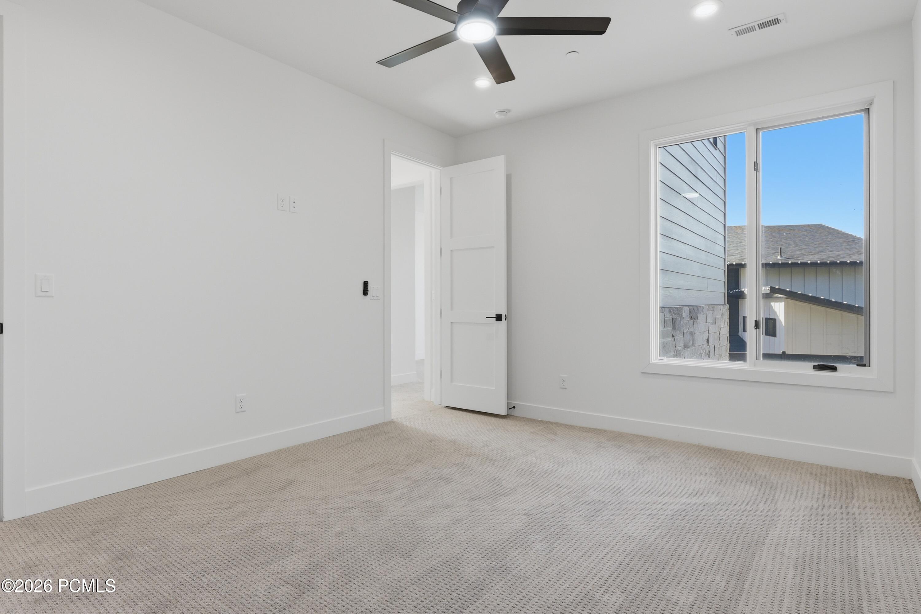 4060 W Crest Court